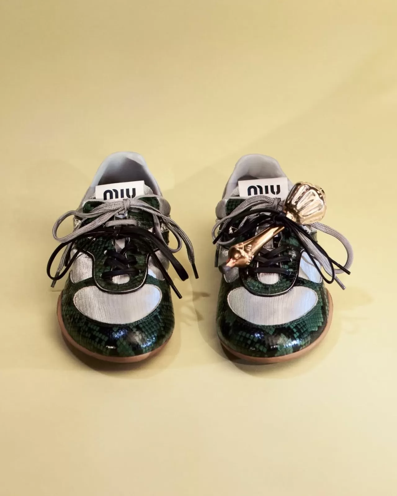 Miu Miu, Tatil Koleksiyonu İçin Deklanşörü Dexter Lander'a Verdi