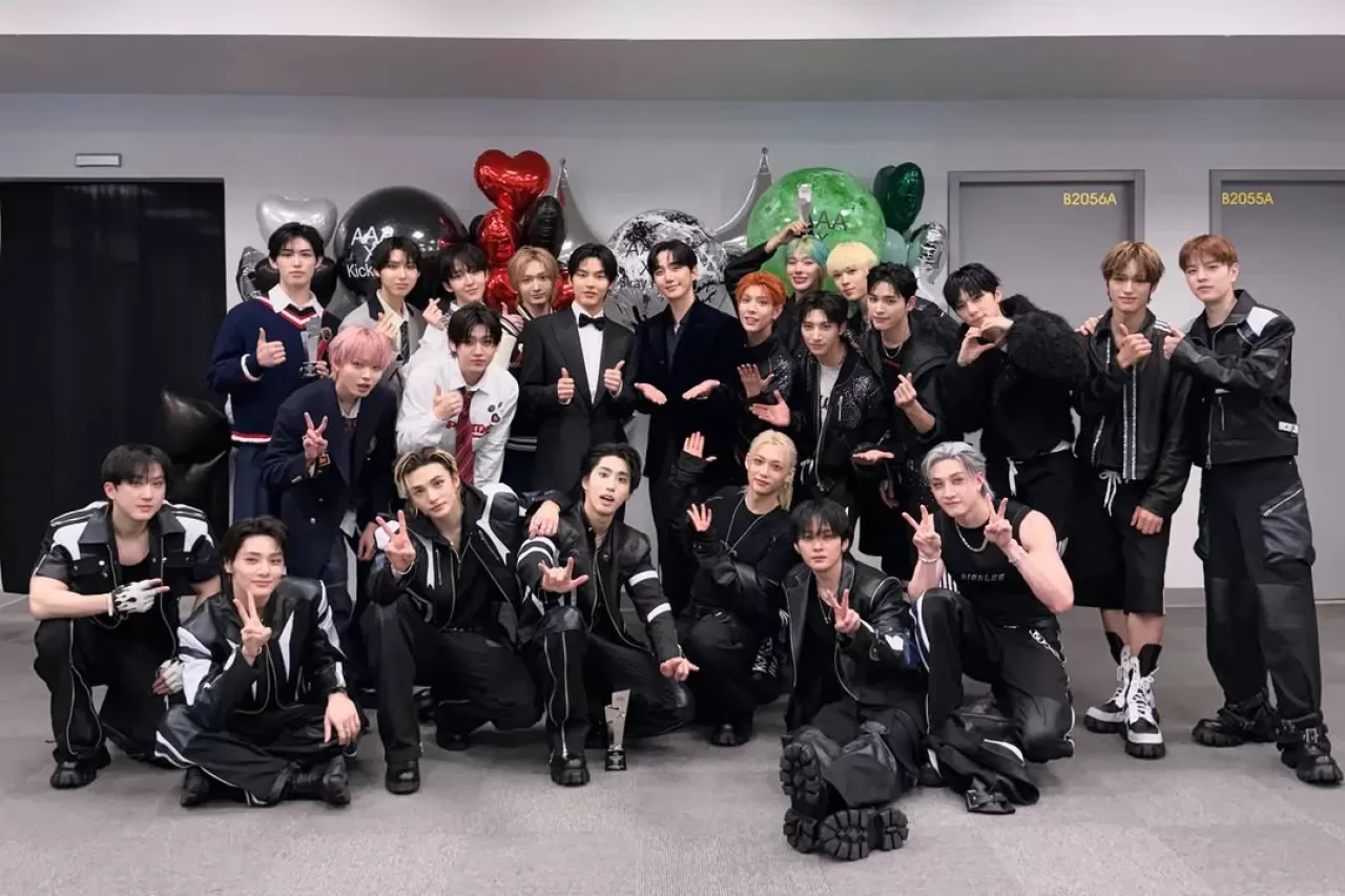 JYP Entertainment Sanatçıları, NEXZ Projesi Kapsamında Grup Dinamiklerini Paylaştı