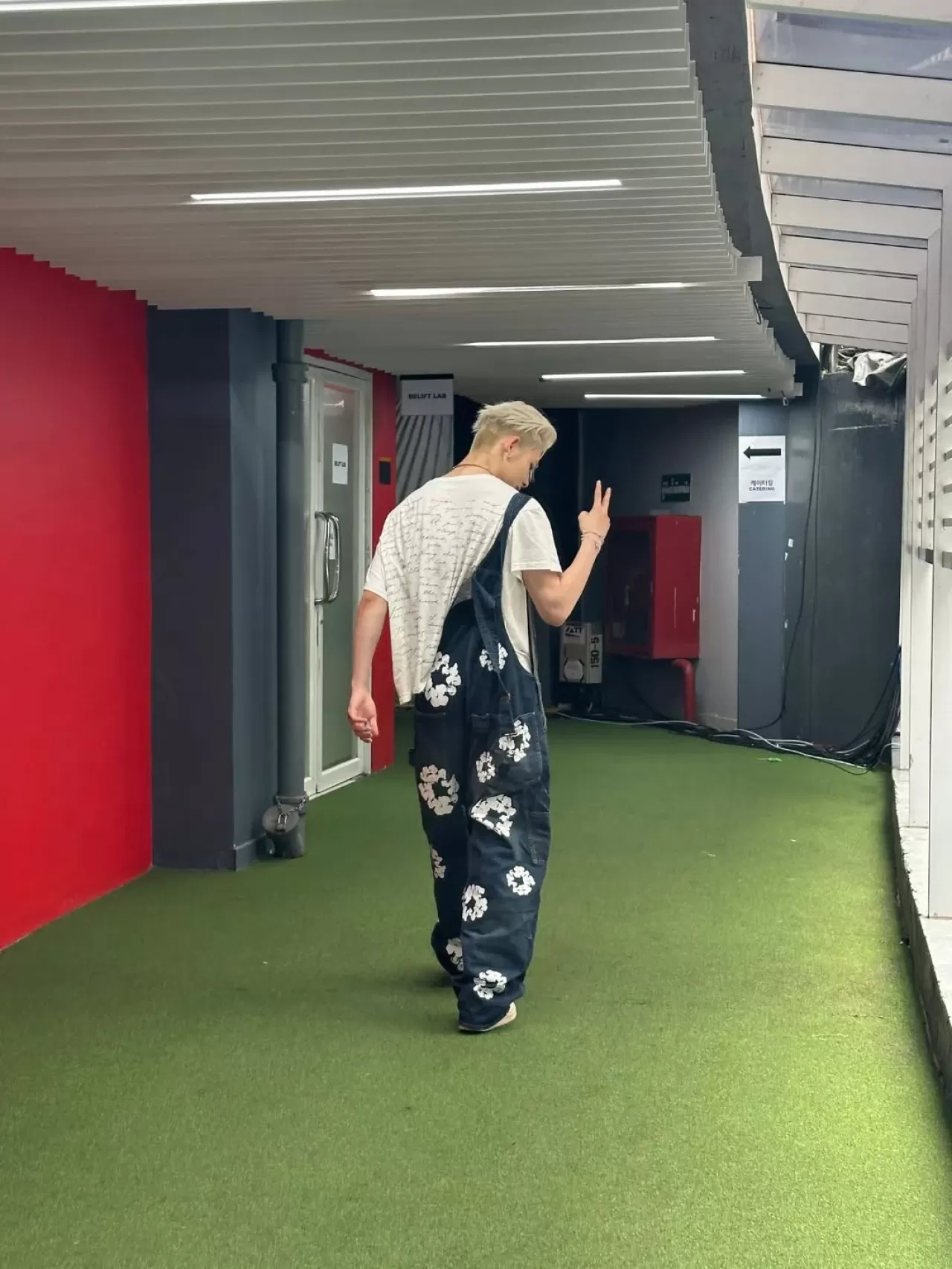 ENHYPEN'ın Lideri Jungwon, Weverse Üzerinden Hayranlarıyla Buluştu