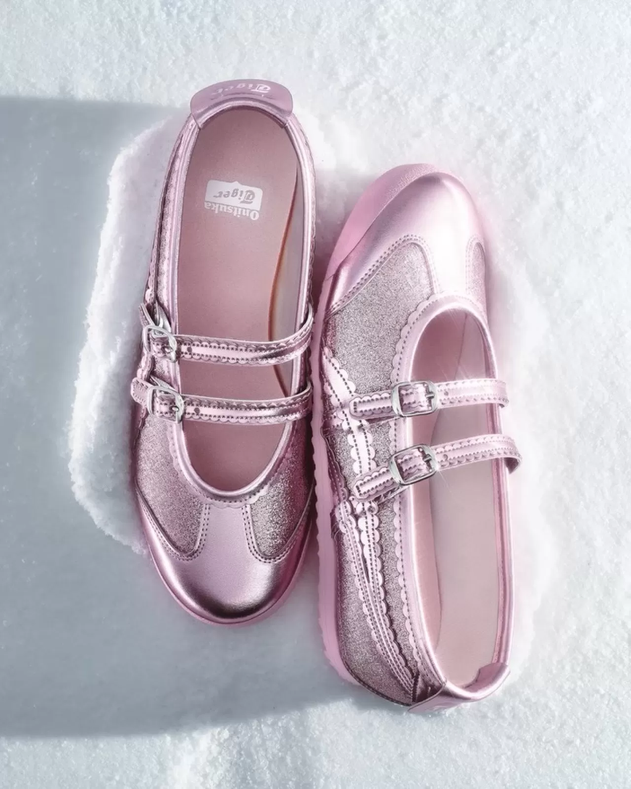 Onitsuka Tiger, Holiday Sezonu İçin Parıltılı Koleksiyonunu Tanıttı