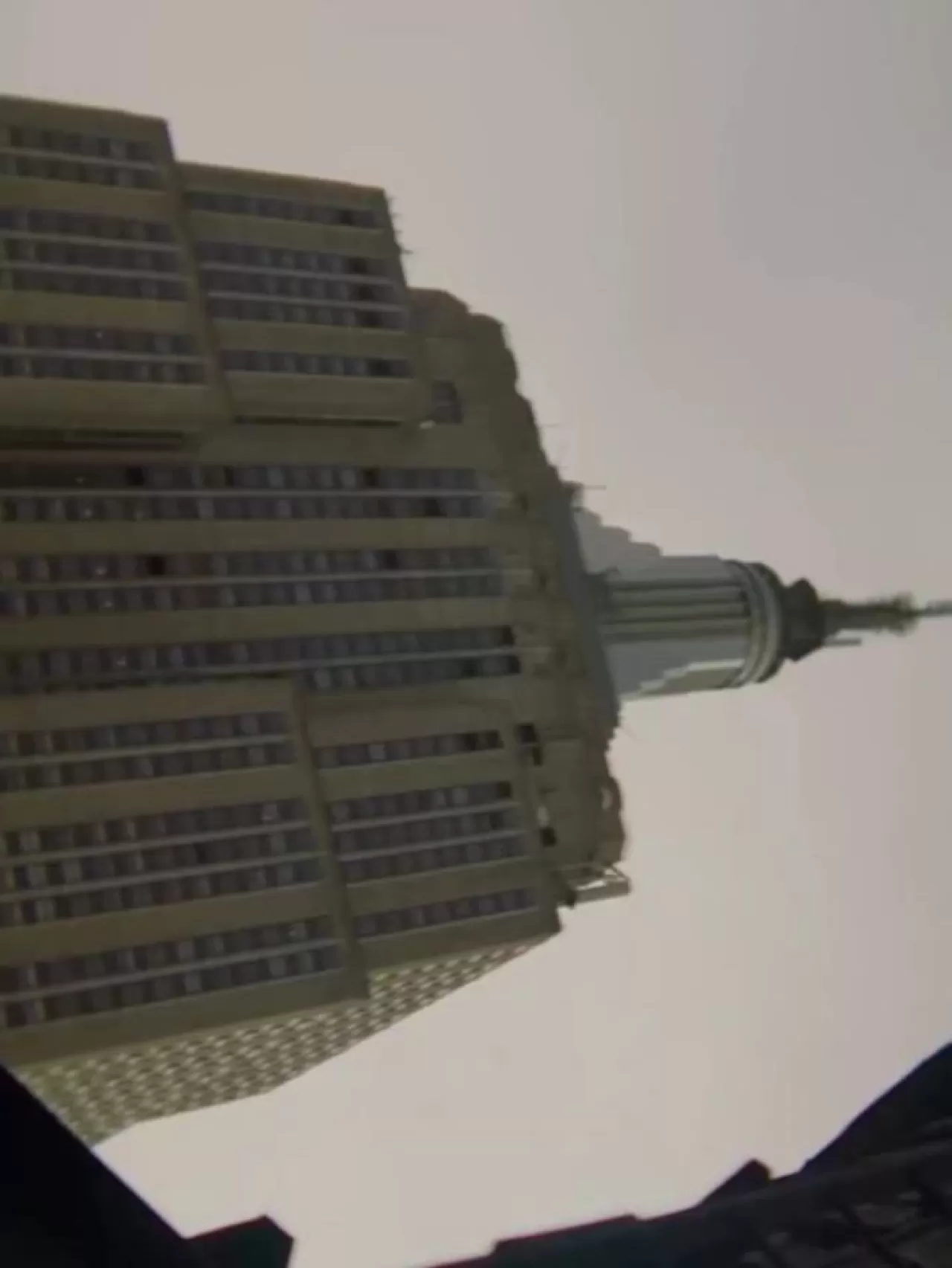 Başarılı Oyuncu Sana'nın L'Officiel Japan ve Ralph Lauren İş Birliğiyle Gerçekleşen Çekimleri