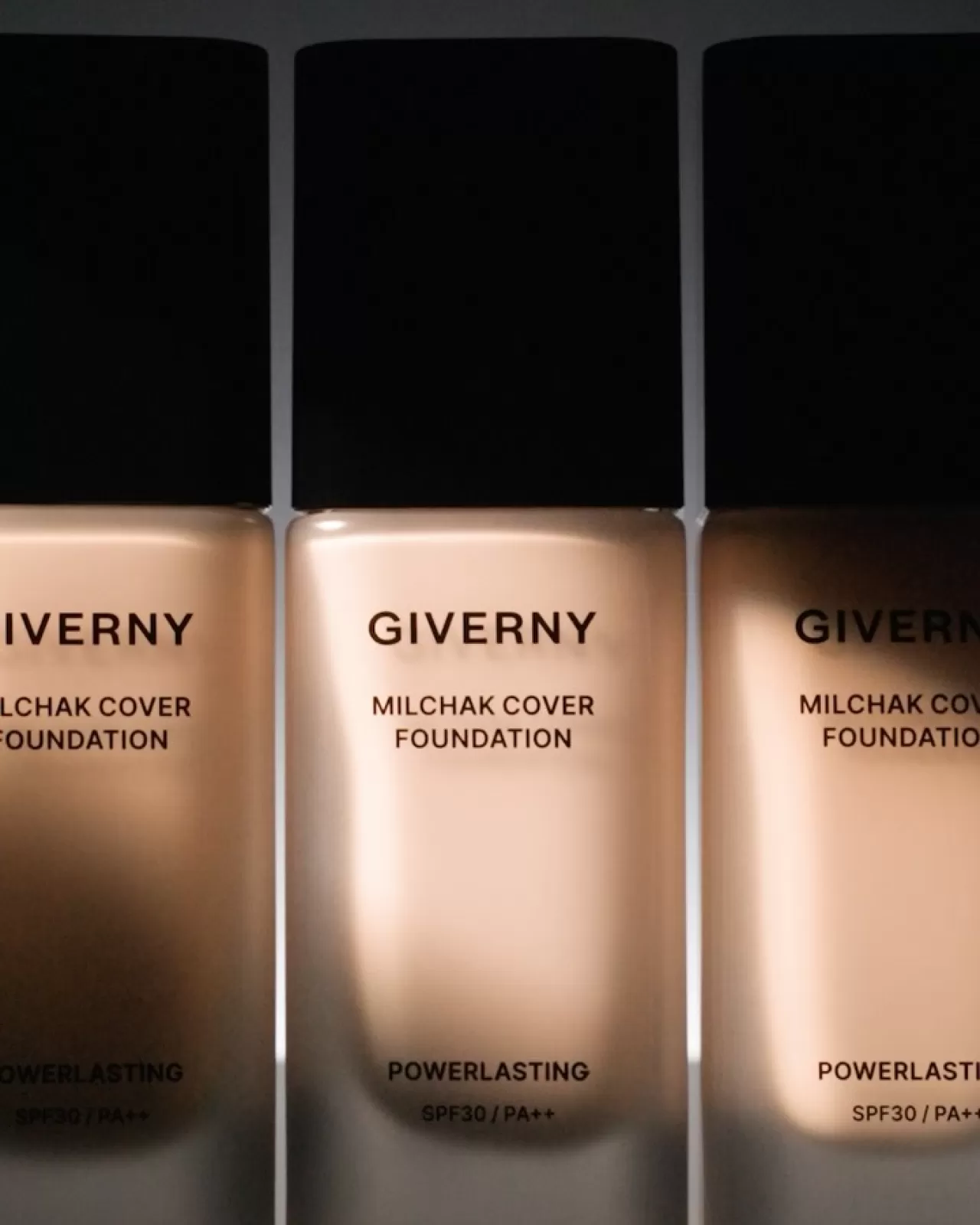 Giverny, '밀착 커버 파운데이션' 10주년 기념 블랙 에디션 출시