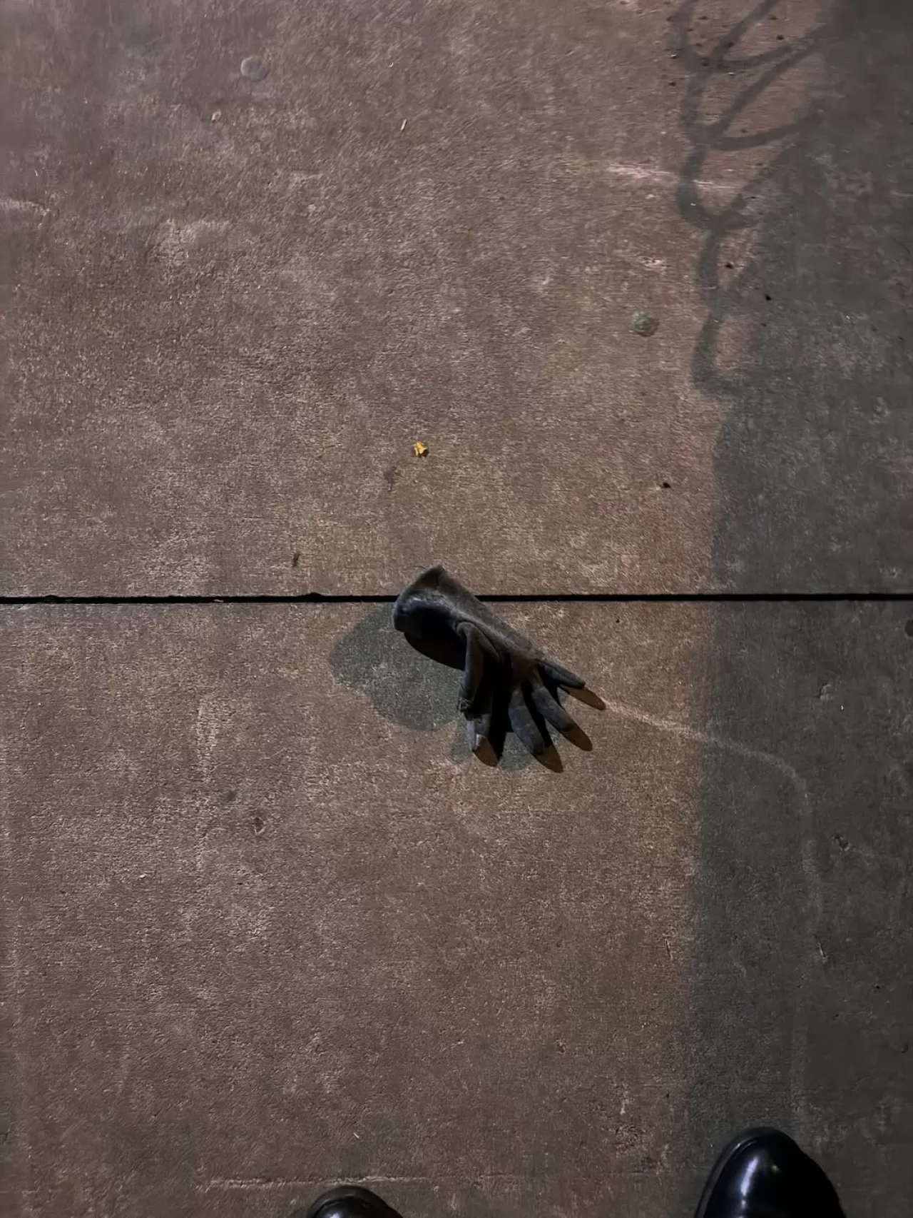 Tom Hanks Soğuk Bir Aralık Gecesi Hakkında Tweet Attı