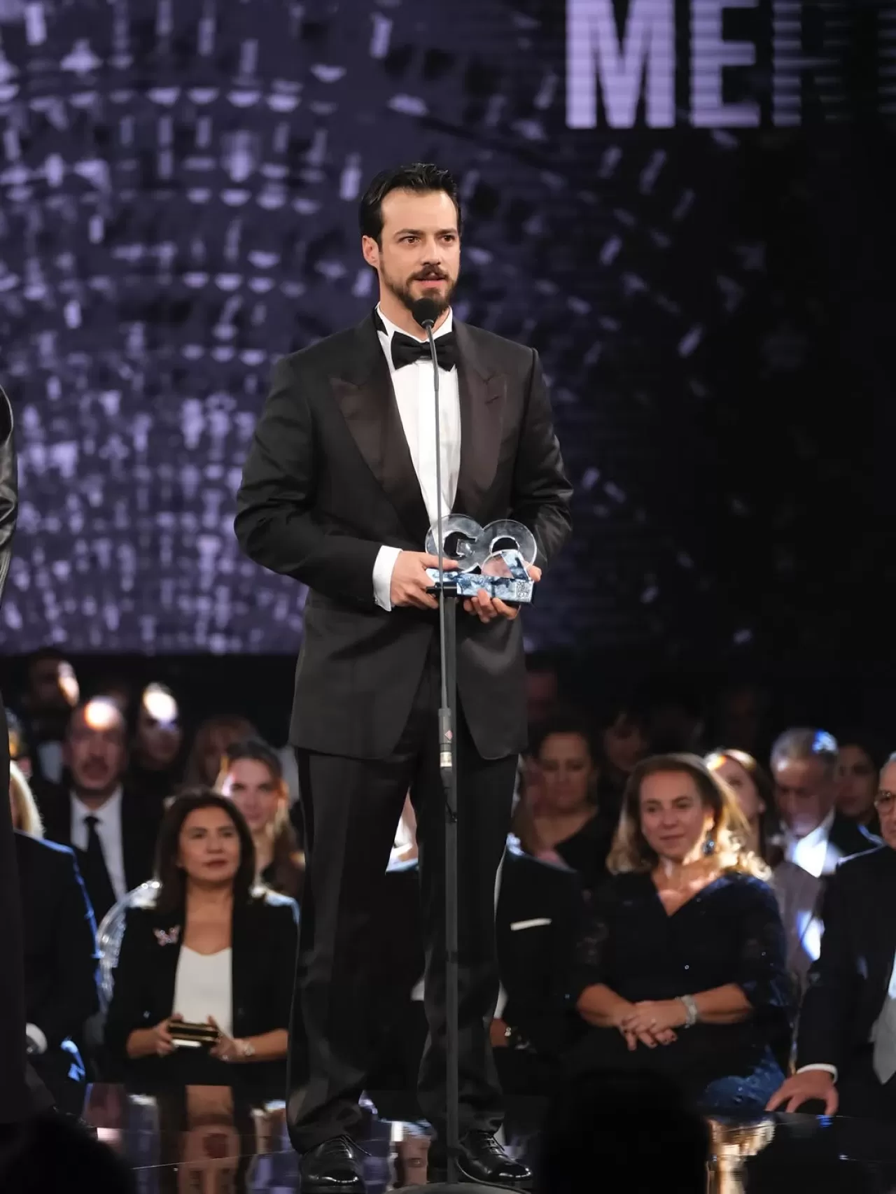 Mert Yazıcıoğlu Hayranlarına Duygulu Teşekkür Mesajı Yayınladı