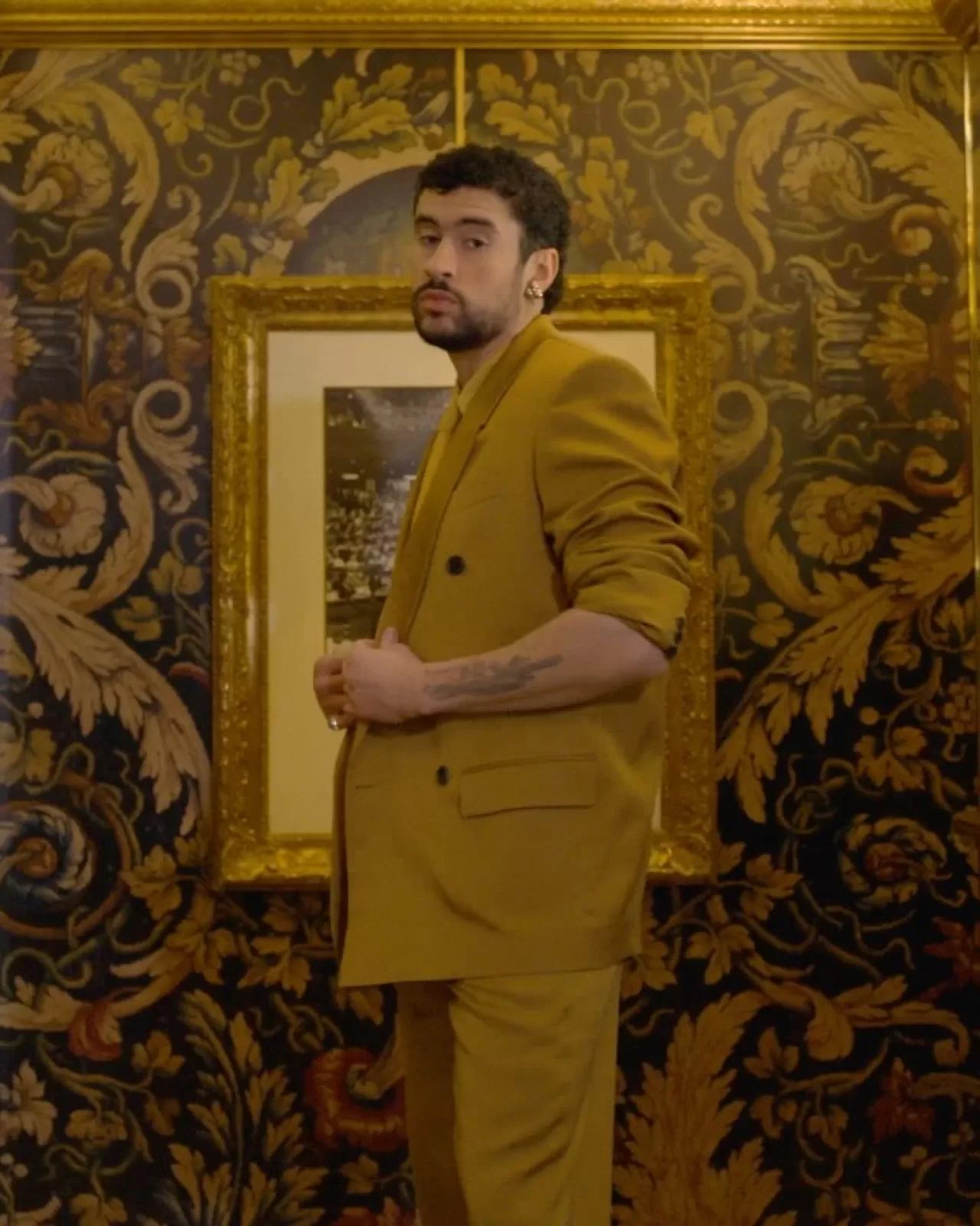 Bad Bunny, Vogue'un 2025 "En İyi Giyinenler" Listesinde Yer Aldı