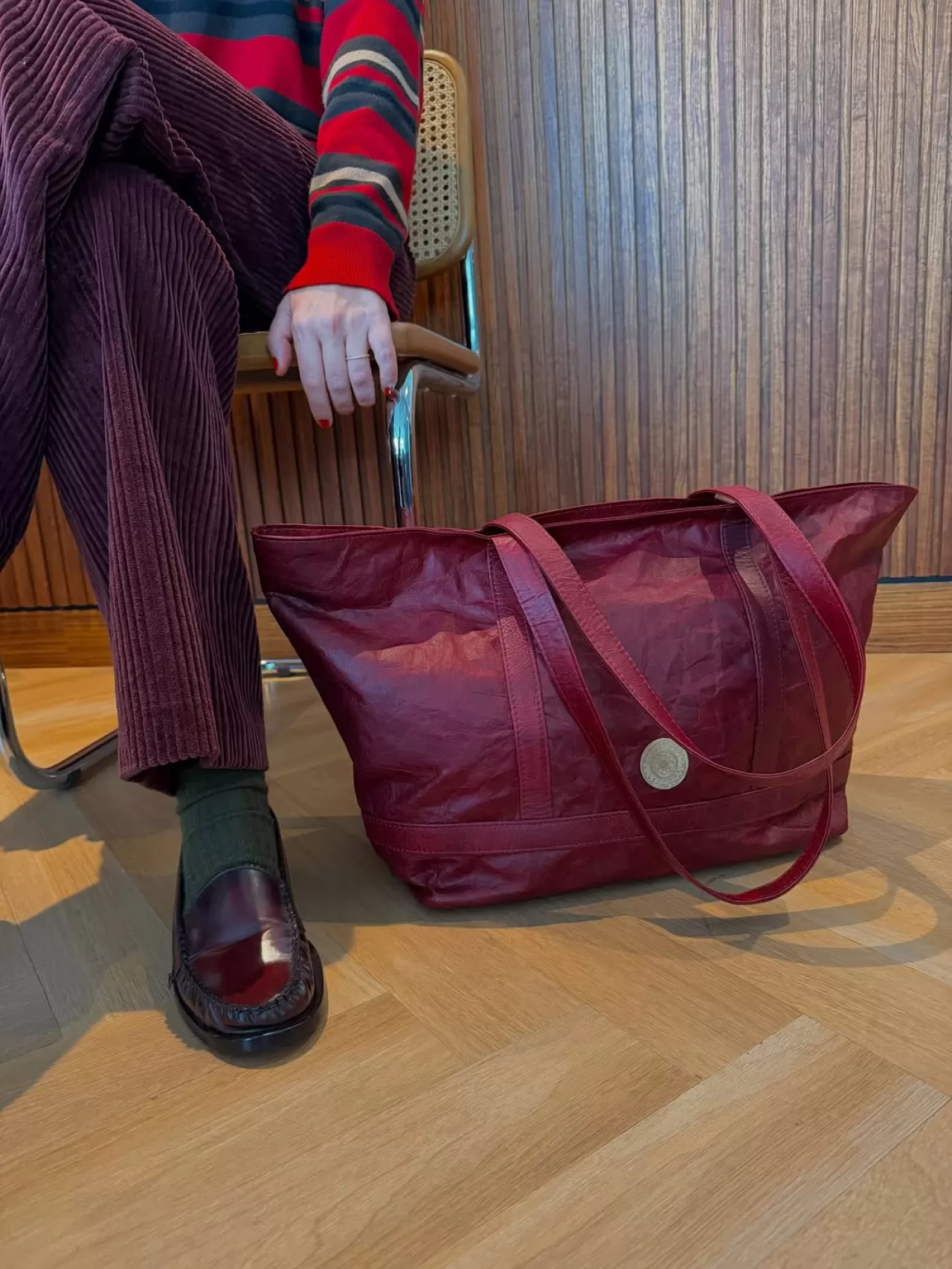 Mehry Mu'nun 'Cosima Maxi' Çantası Şehir Yaşamına Odaklanıyor