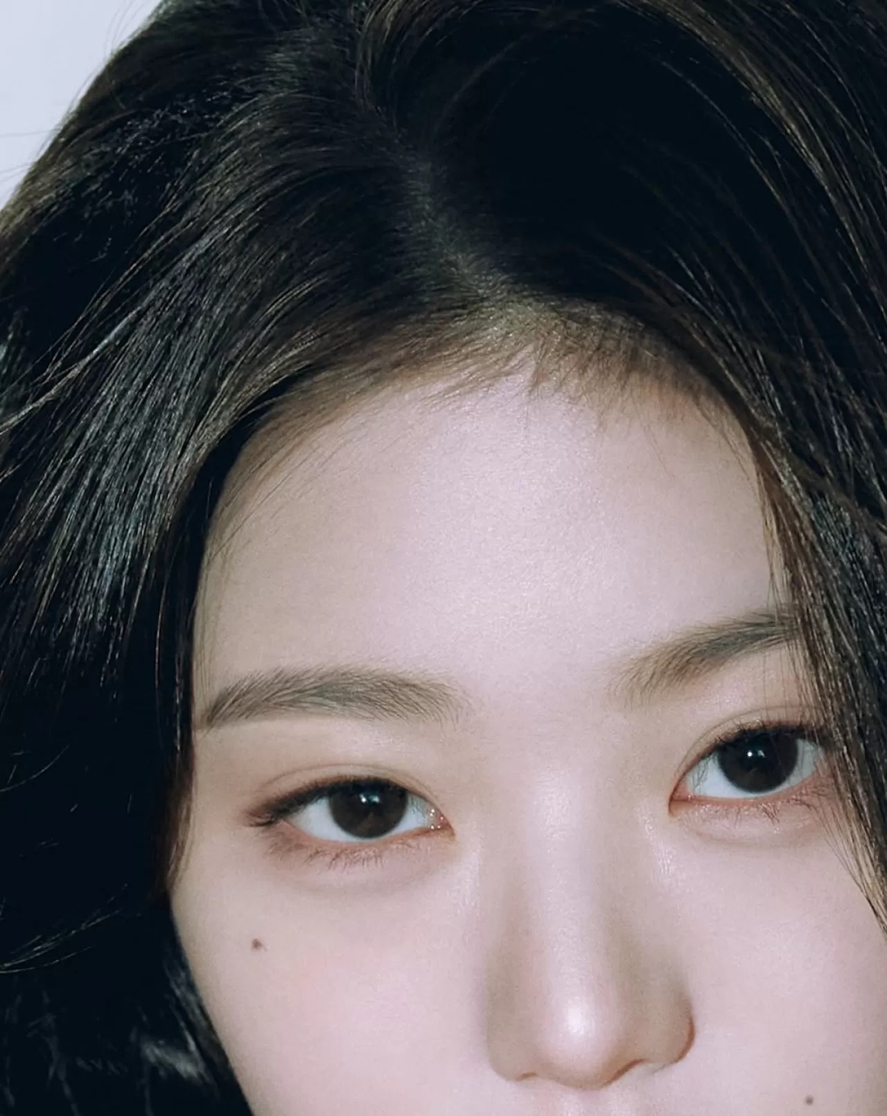 DICON Vol.31'de Jang Won-young: Doğal Güzellik ve Minimalist Estetik