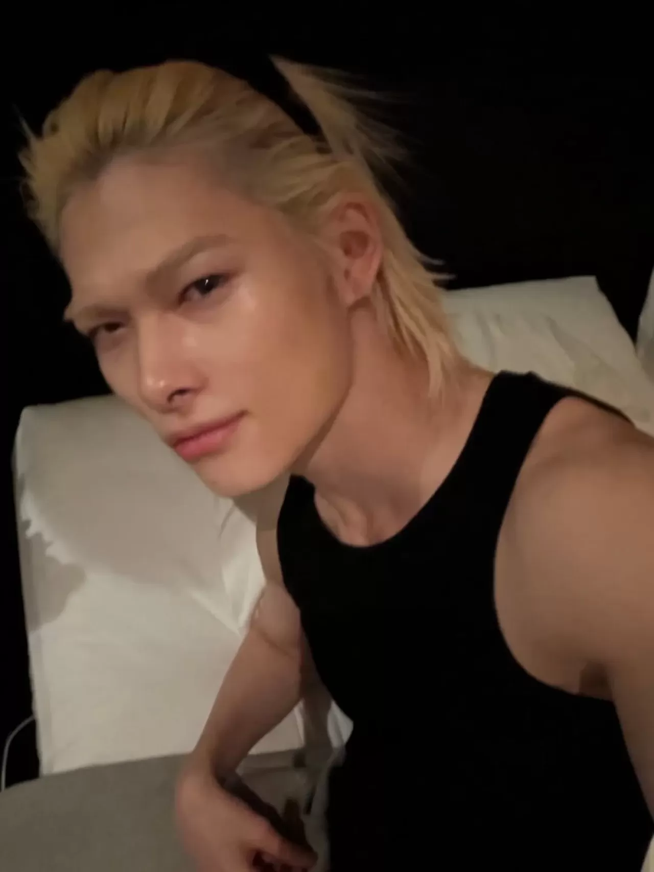 ENHYPEN'ın Japonya Asıllı Üyesi Ni-ki, Weverse Üzerinden Hayranlarıyla Buluştu