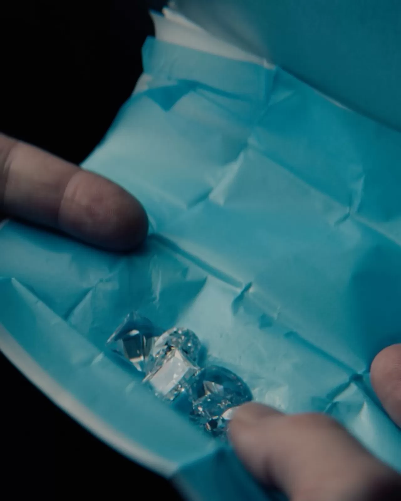 Chris Hemsworth, Yeni Film Crime101 ile Suç Komedisi Türüne Adım Atıyor