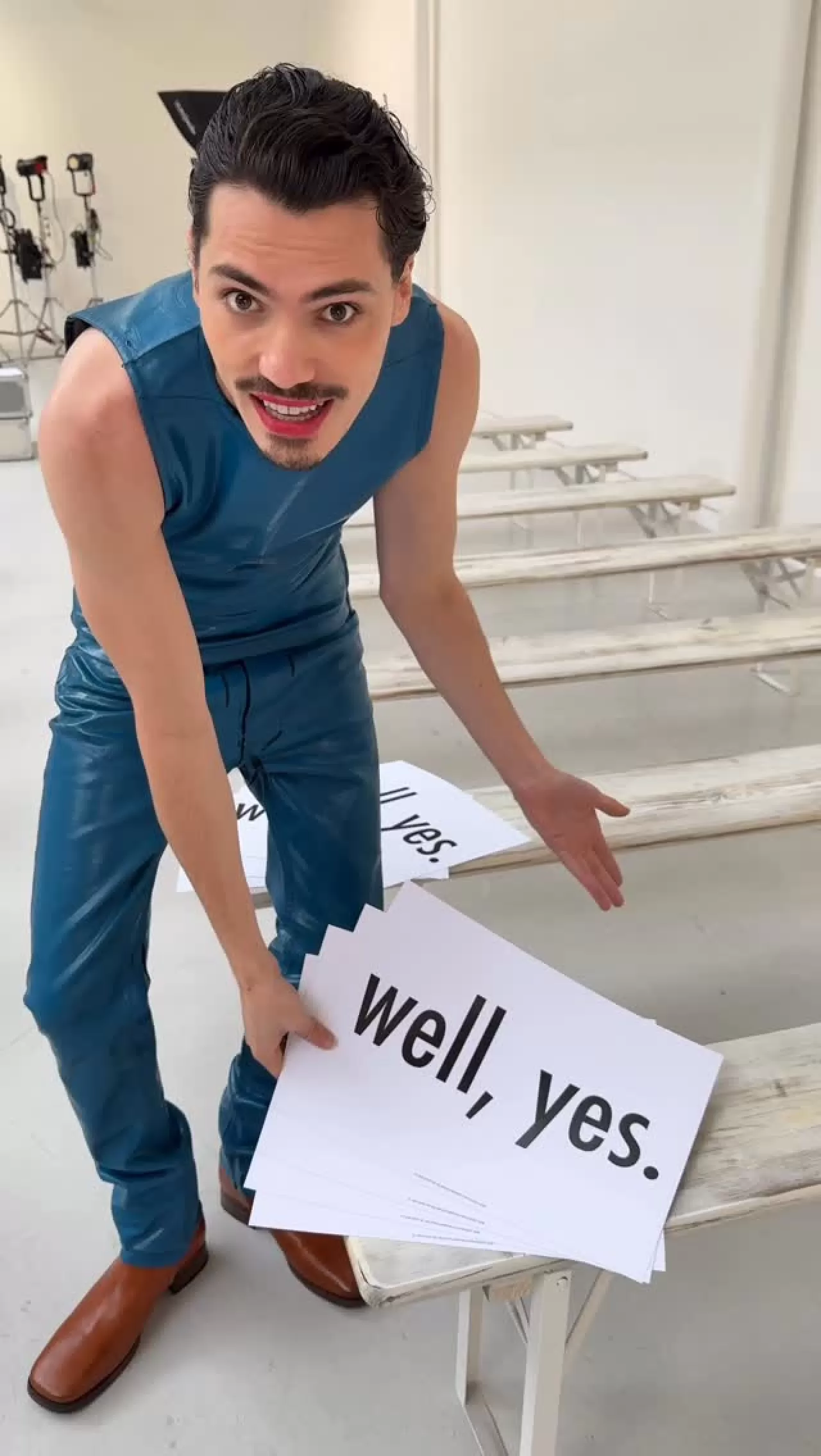 Dazed ve Lyas, Paris Modizmini Yeniden Tanımlamak İçin Moda Çekimine Davet Ediyor