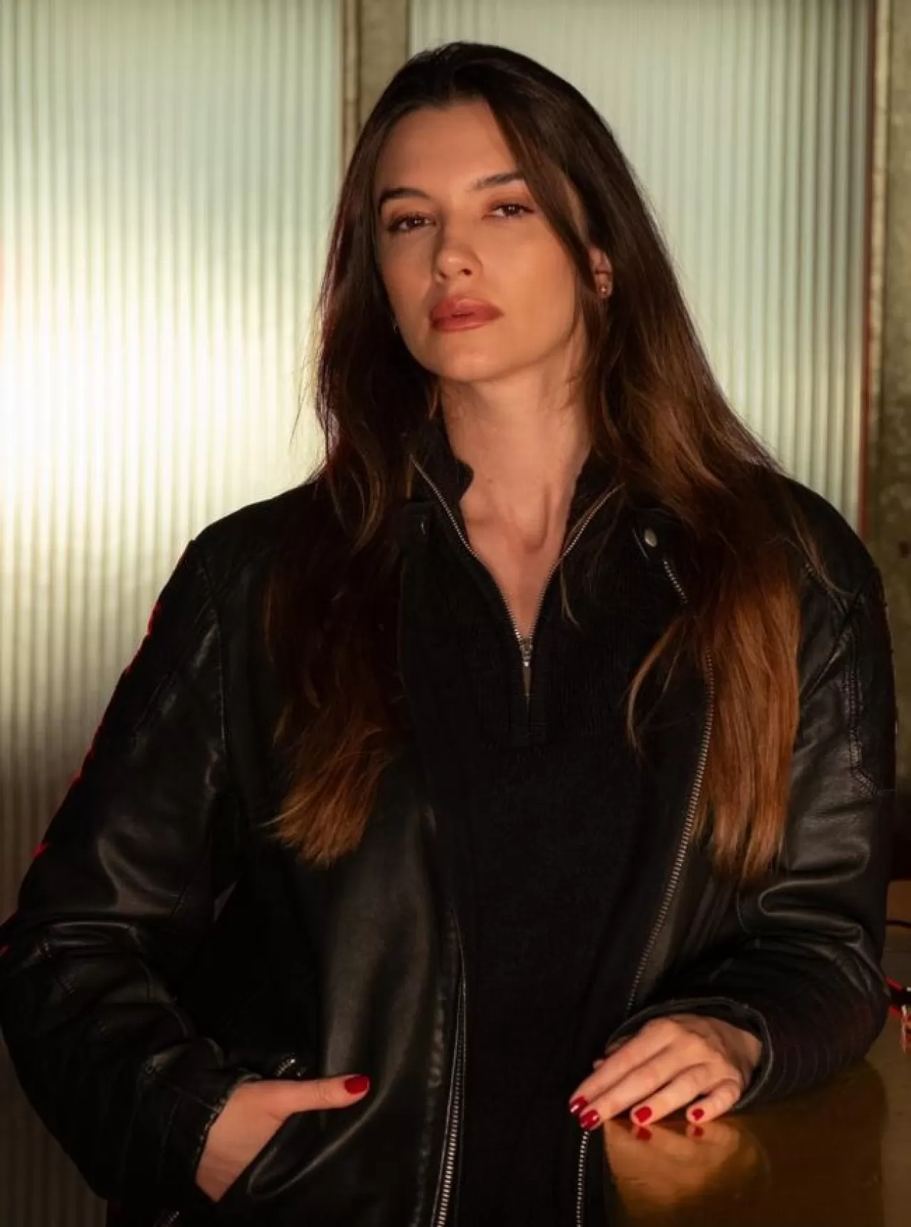 Leyla Lydia Tuğutlu, 'Senden Dönemem' ile İlk Müzik Albümünü Yayınlıyor