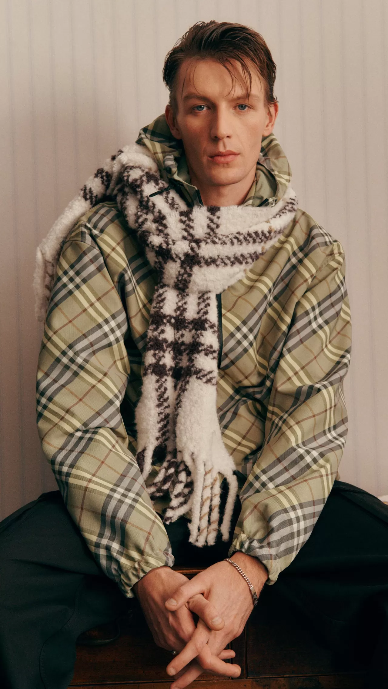 Burberry, Yeni Sezon Kare Desenleri ile Modada Yeni Bir Sayfa Açıyor