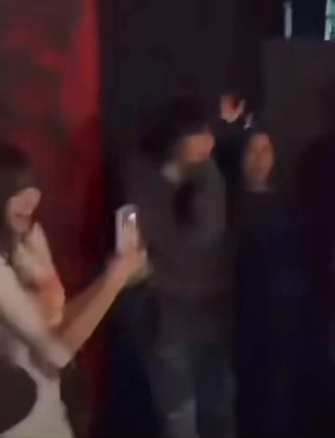 BLACKPINK Üyeleri Japonya'da Jennie'nin Doğum Gününü Kutladı