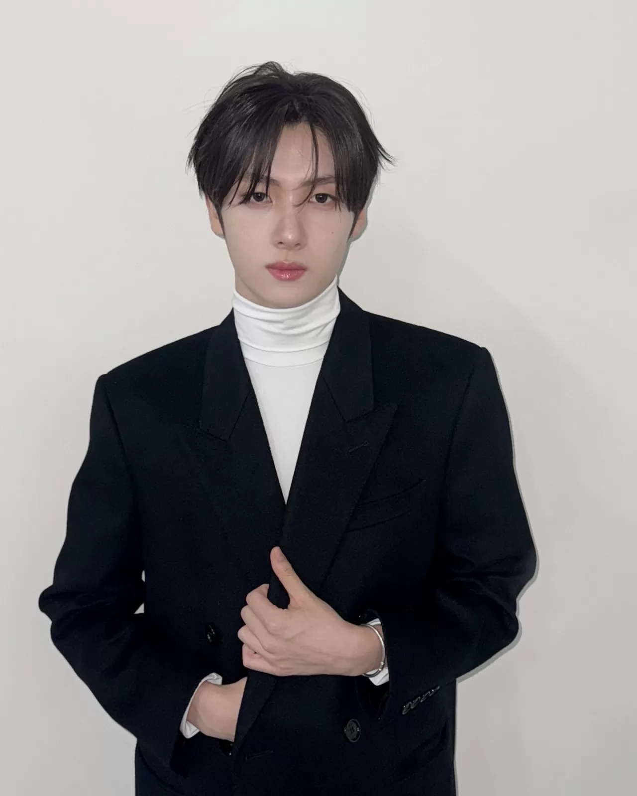 TWS'nin Youngjae'si, Altın Disk Ödülleri'nde 247WithUs ile Sahne Aldı