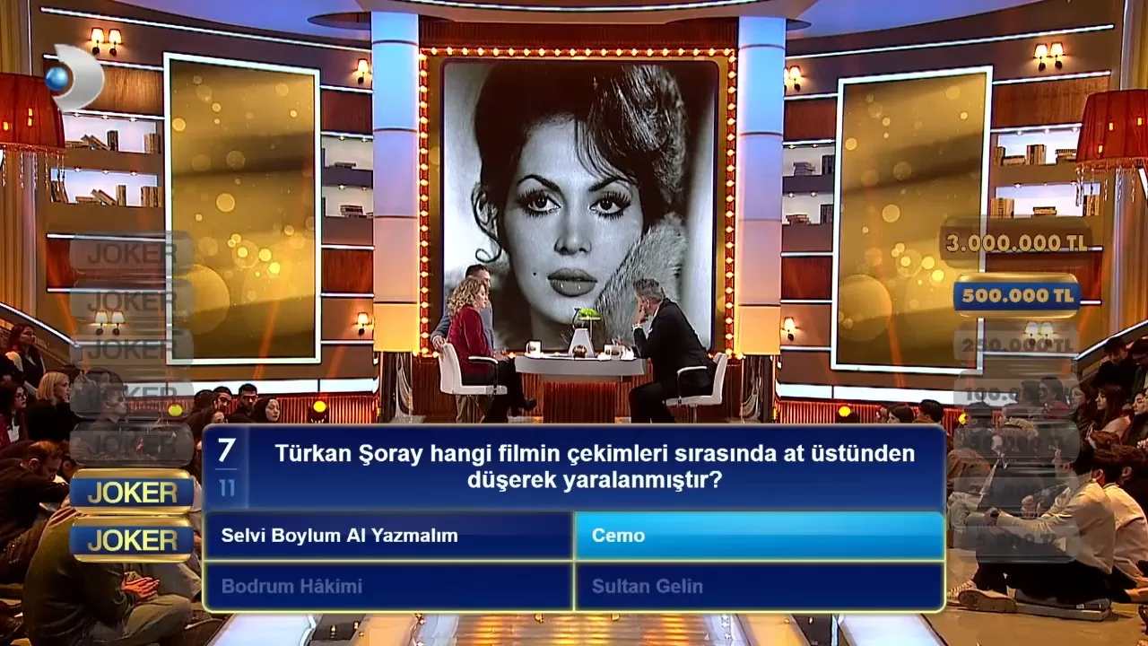 Joker'in Beyaz Show'daki Türkan Şoray Sorusu Gündem Oldu