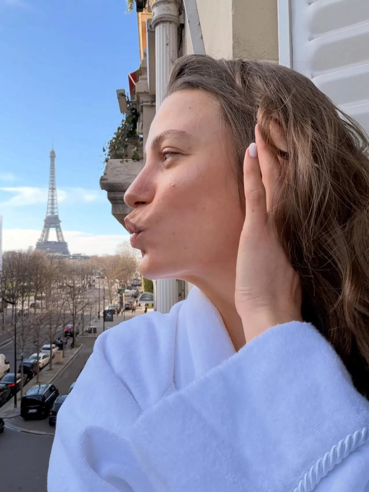 Seranay Sarıkaya'nın Yeni Reklam Filmi ile Marka Yüzü Olduğu Açıklandı