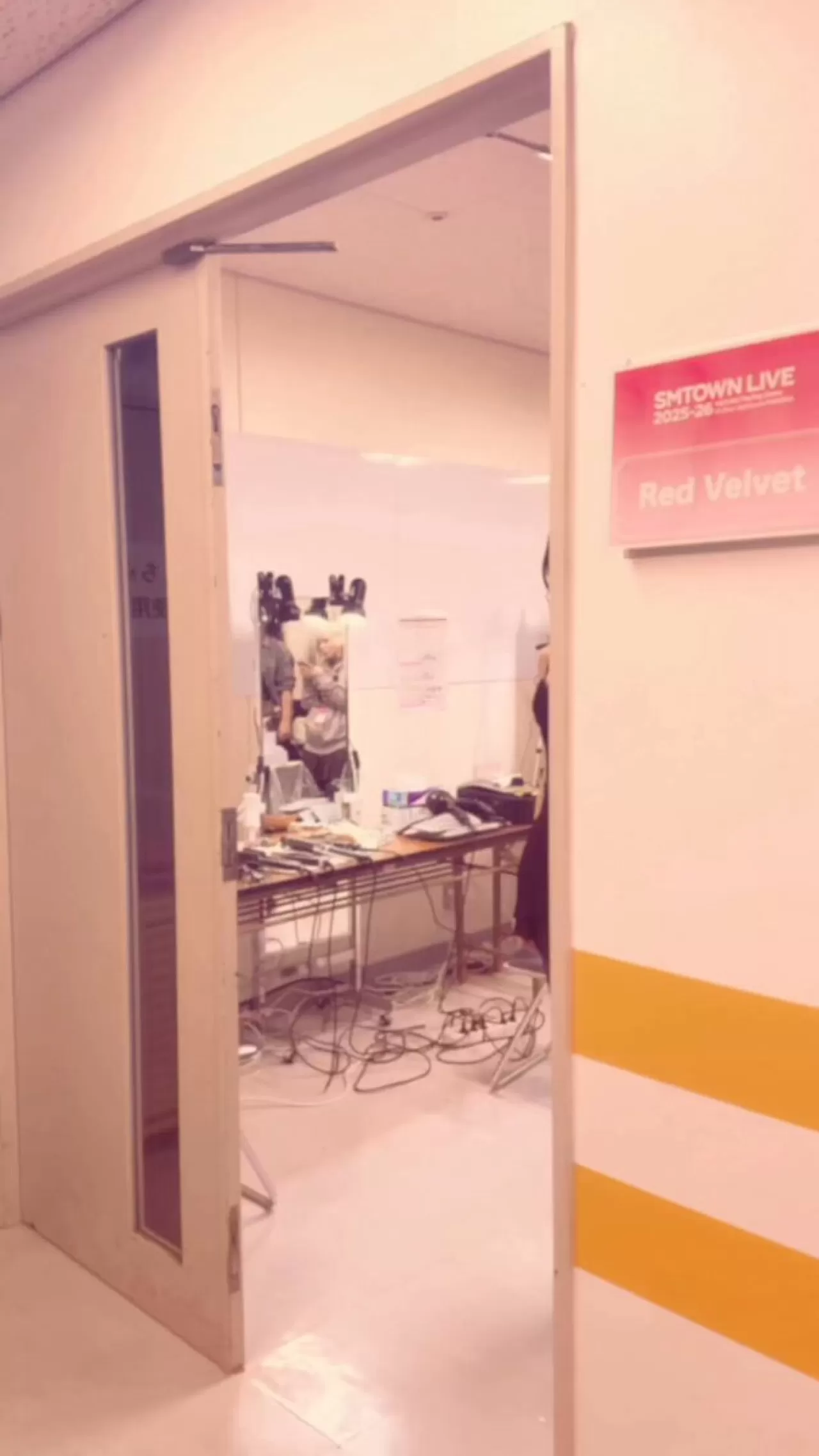 Red Velvet Üyeleri Irene, Seulgi ve Joy'un 'Russian Roulette' Performansı Yeniden Gündemde