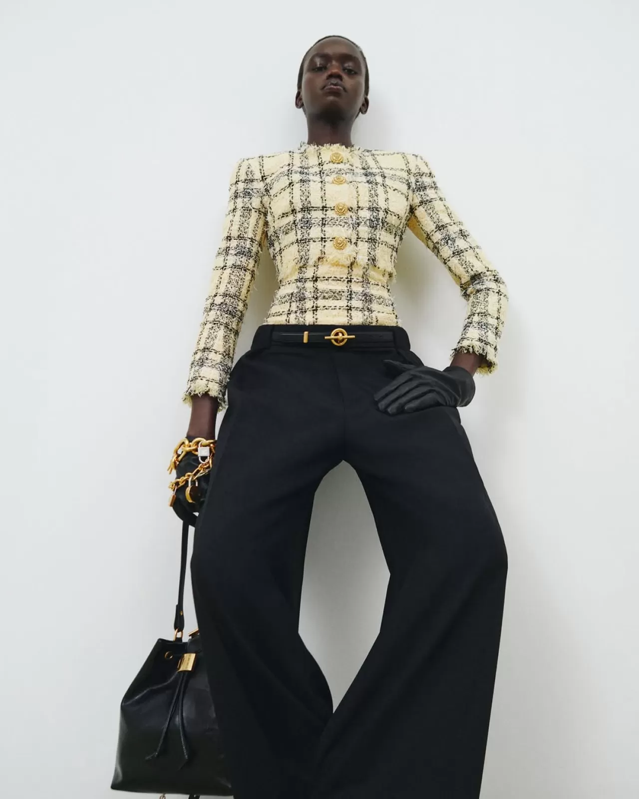 Balmain'in 2026 İlkbahar Öncesi Koleksiyonu: Sessiz Bir Gücün İfadesi