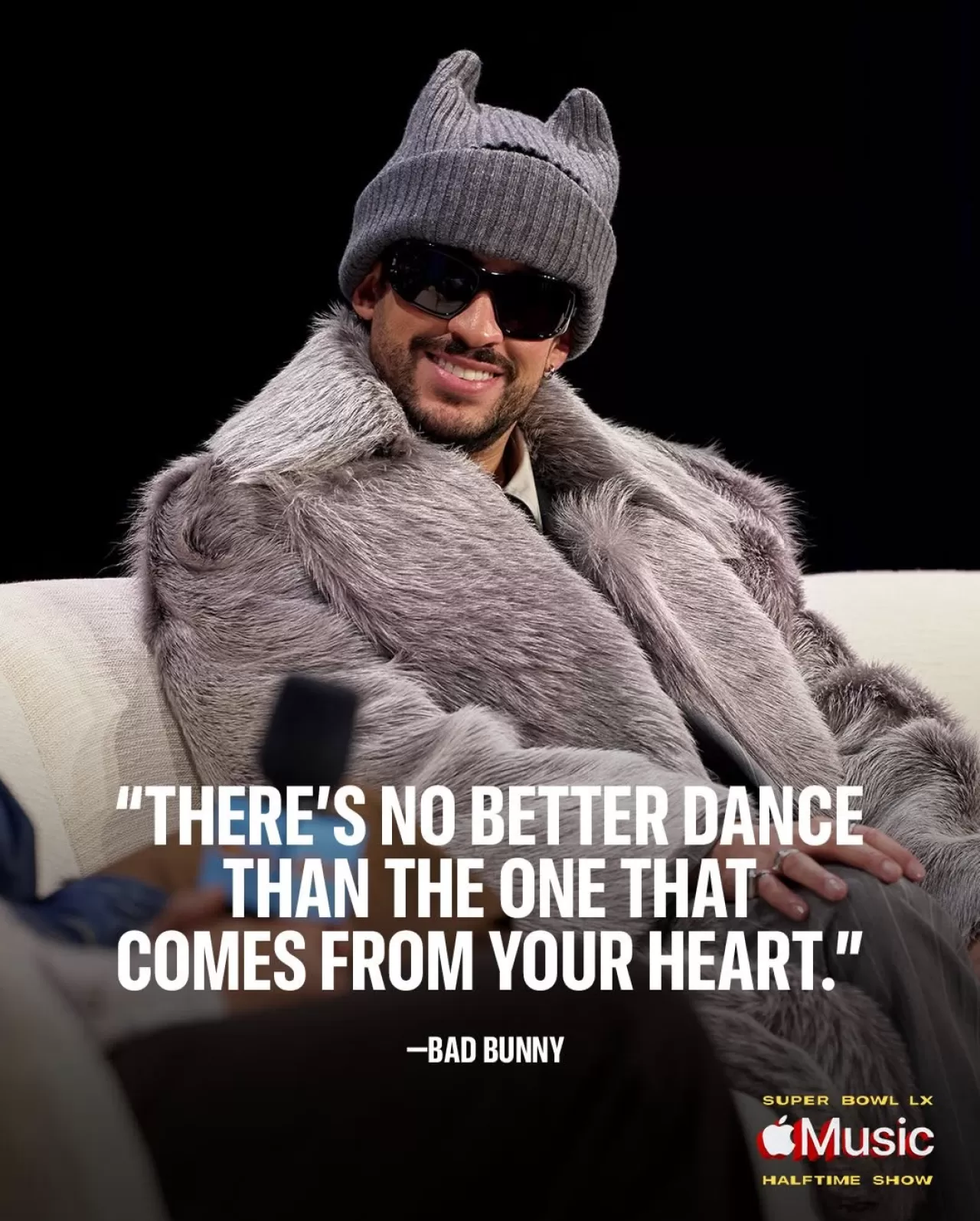 Bad Bunny, Apple Music Halftime Show Öncesi Zane Lowe ile Röportaj Yaptı