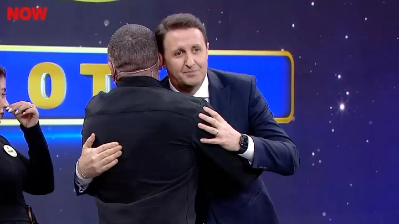 Çift Emilyon Dizisi, Cumartesi Akşamları NOW Türkiye'de Yayınlanıyor