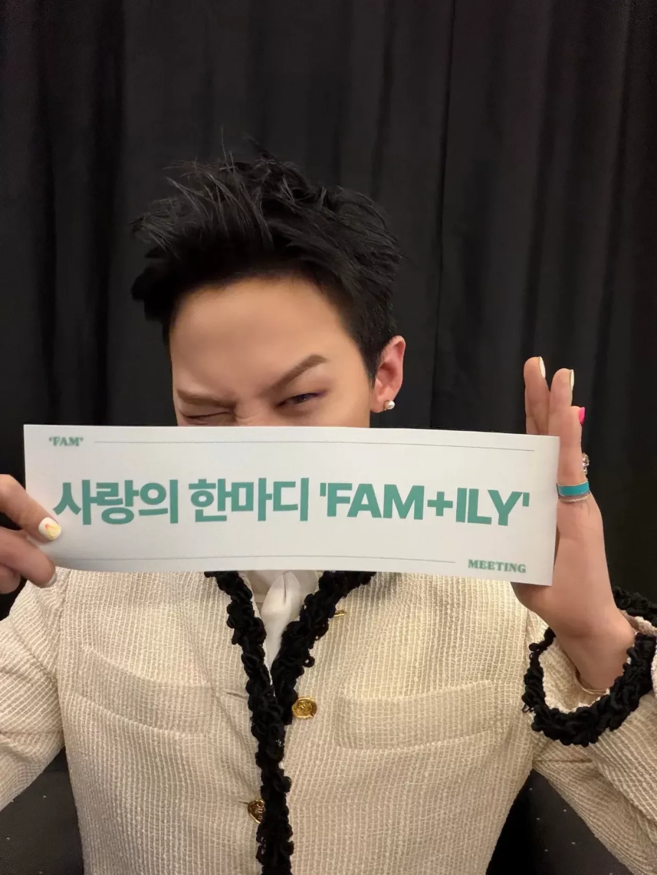 G-Dragon, Seul'de D3 Fan Buluşması ile Hayranlarının Karşısına Çıktı