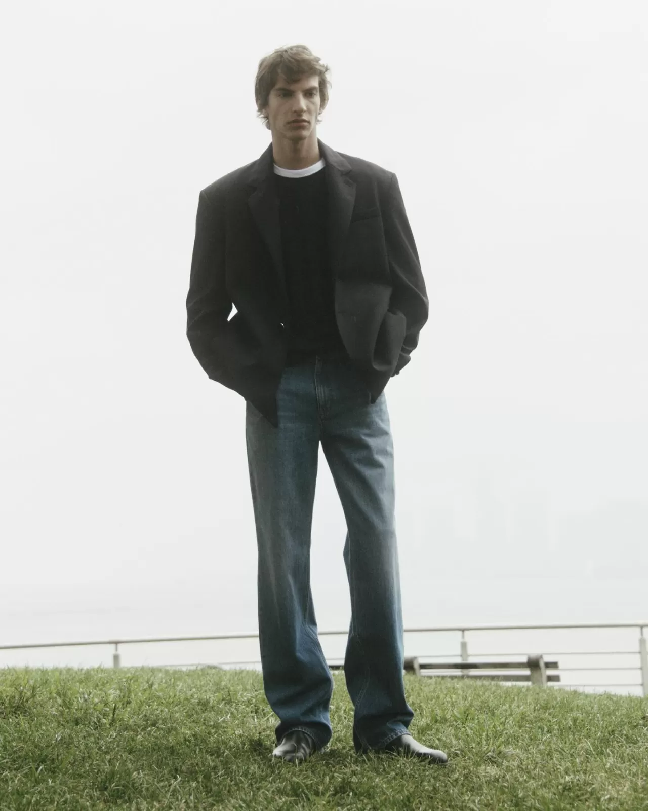 Helmut Lang'un 2026 İlkbahar/Yaz Koleksiyonu Dikkat Çekiyor