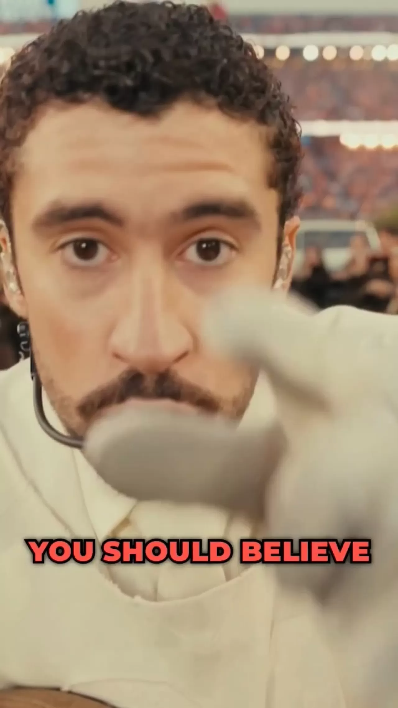 Bad Bunny, Apple Music Üzerinden Hayranlarına Özel Bir Mesaj Yayınladı