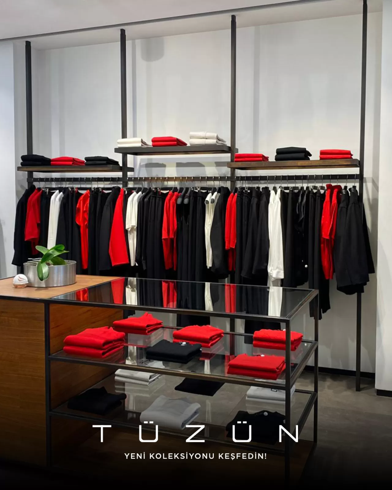 Tüzün Giyim'den Yeni Sezon Hazırlığı: Sonbahar/Kış 2025-26 Koleksiyonu Tanıtıldı
