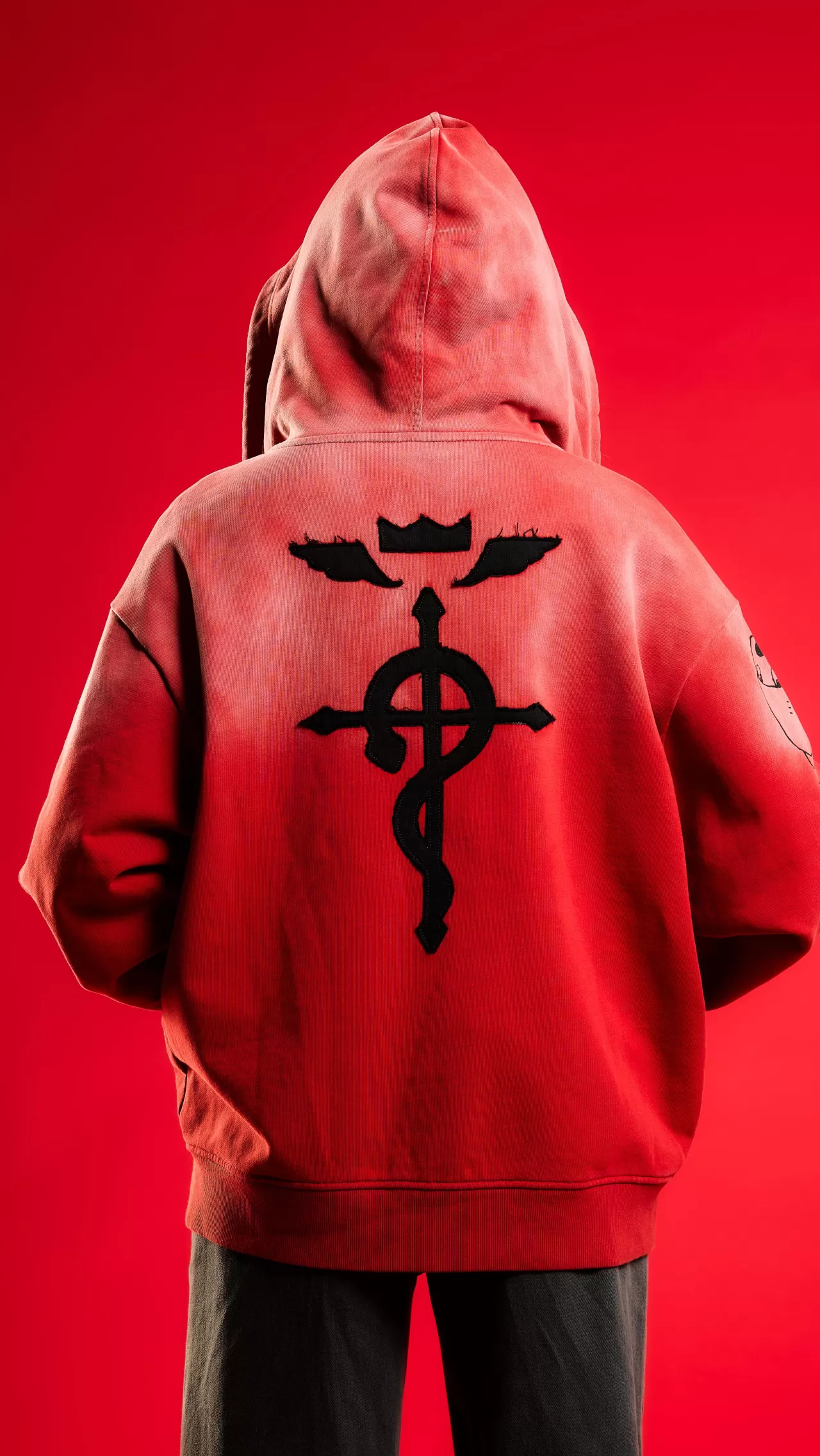 Hypland ve Fullmetal Alchemist: Brotherhood İş Birliği Koleksiyonu Pazartesi Günü Yayınlanıyor