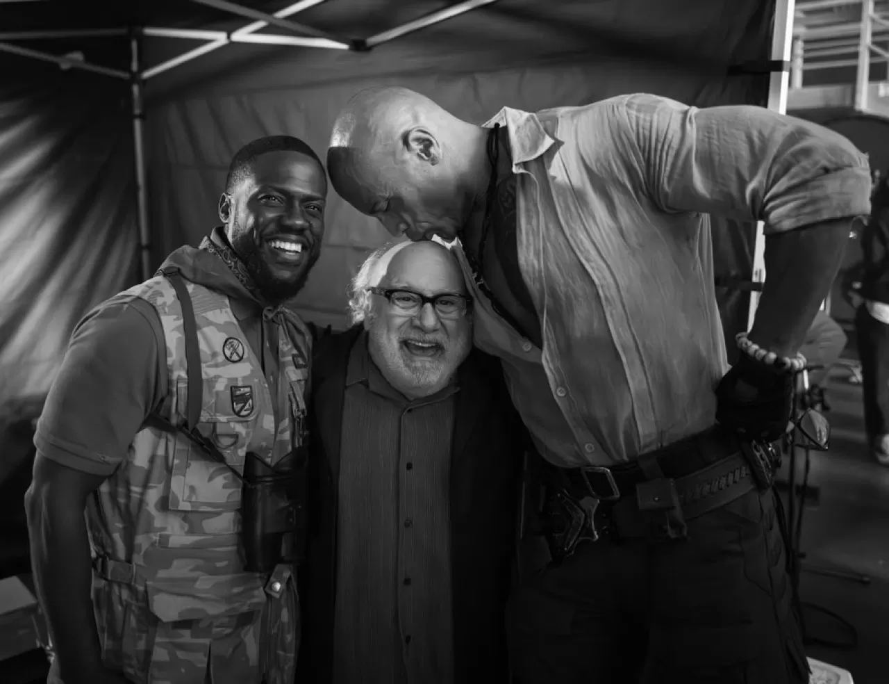 Dwayne Johnson, Jumanji Serisinin Son Filmini Tamamlayan Danny DeVito'ya Teşekkür Etti