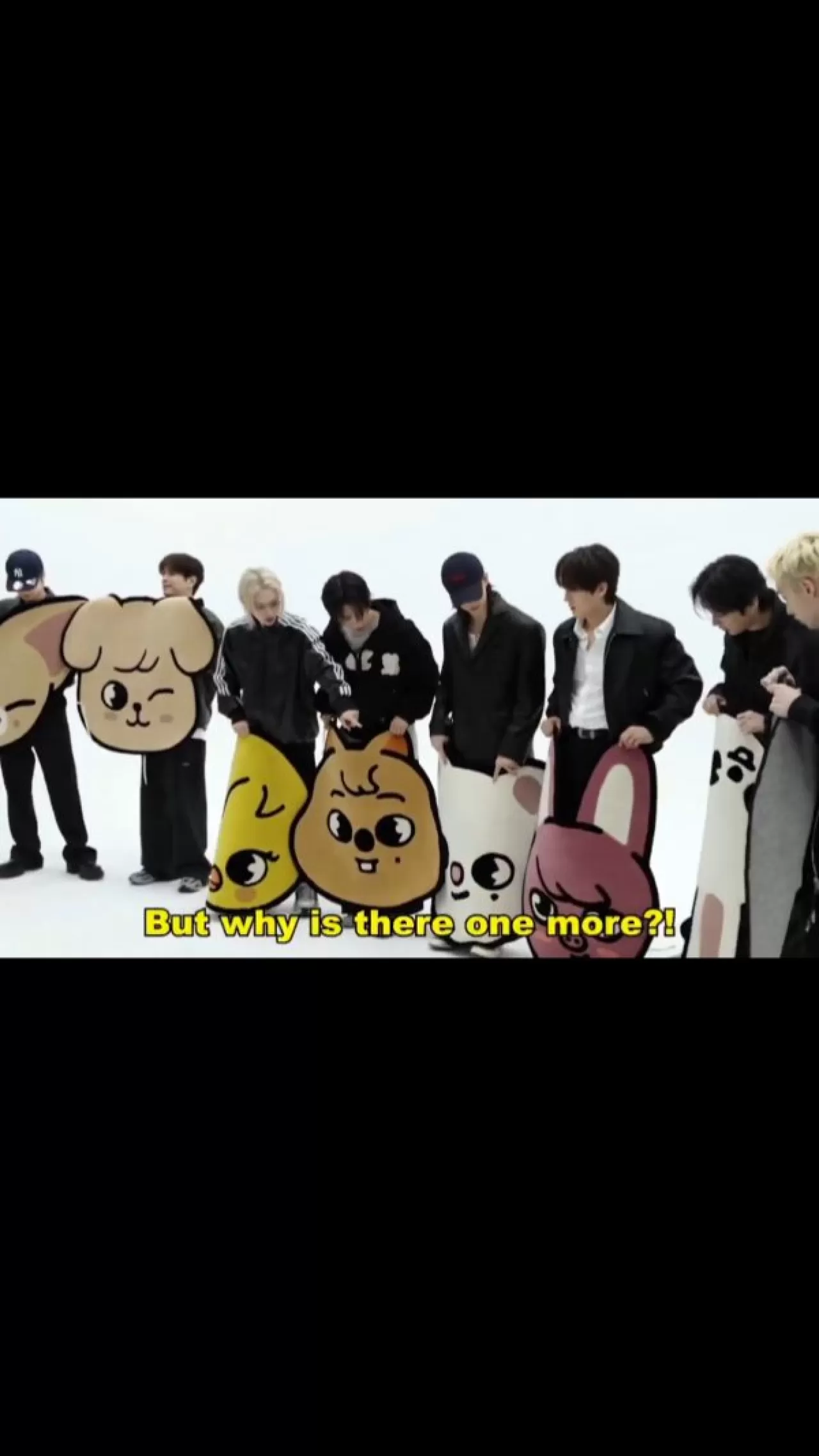 SIMJI'den Stray Kids'e Özel Halı Sürprizi