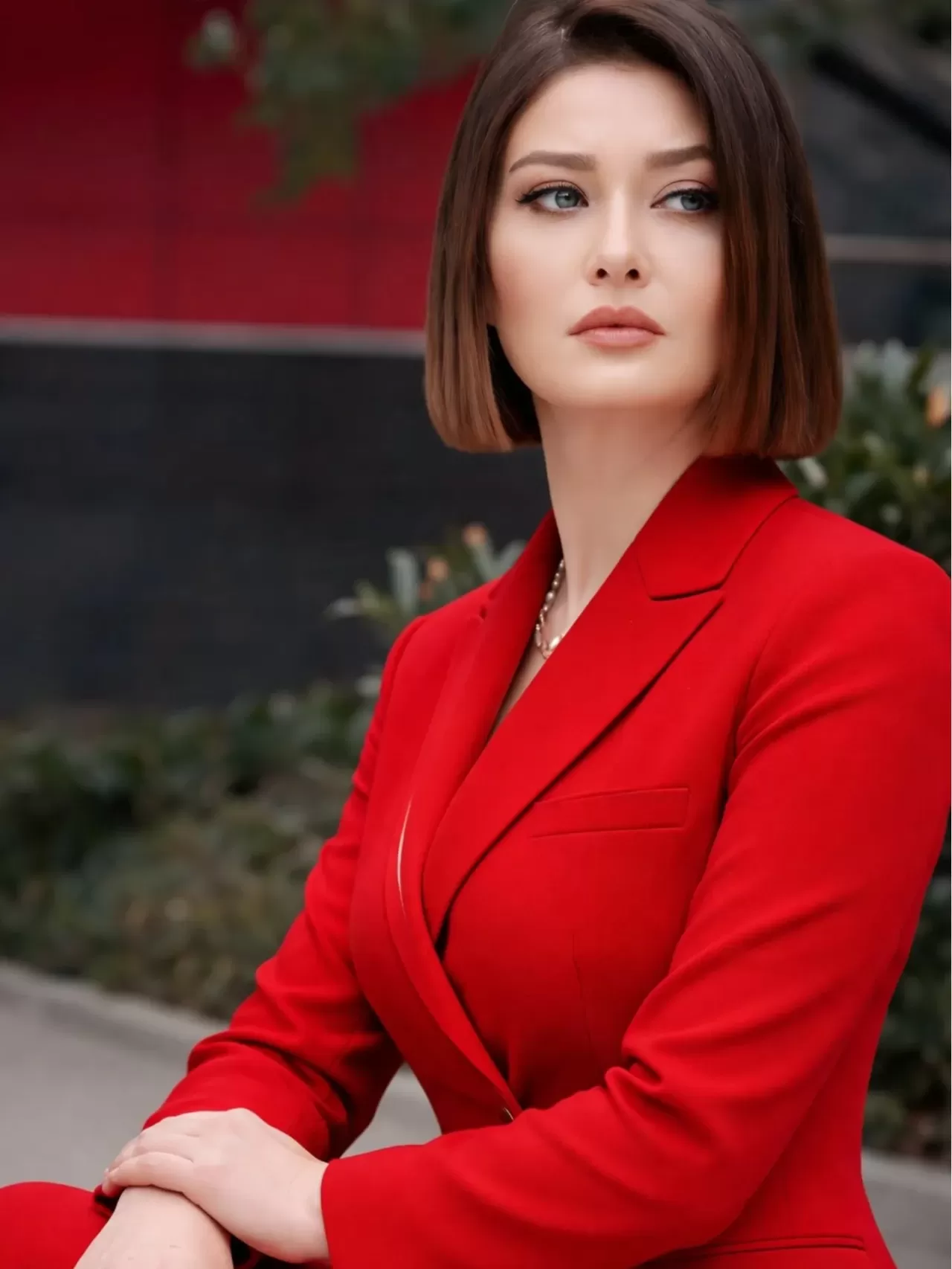 Nurgül Yeşilçay'lı 