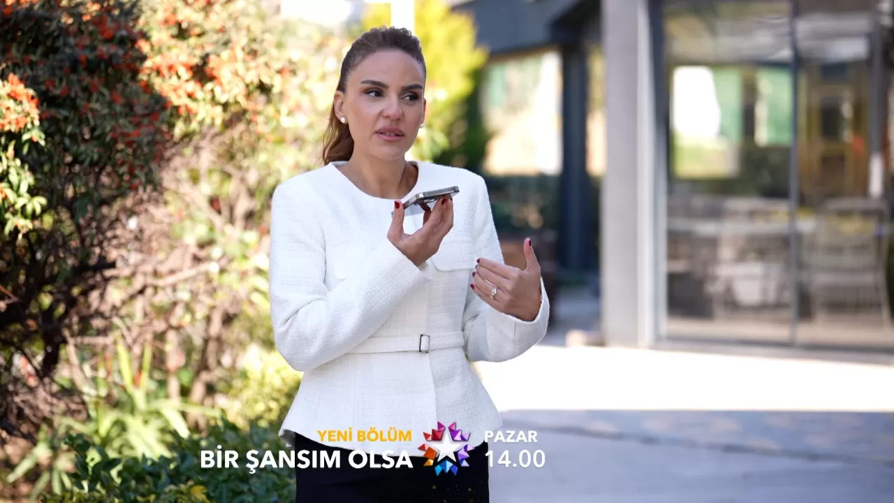 Aslı Özkaya Bir Şansım Olsa ile Pazar Günü Star TV'de