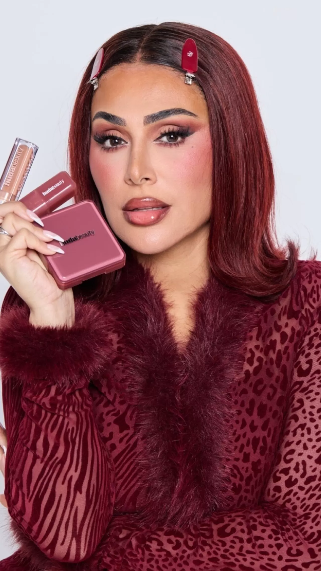 Huda Beauty'nin Strawberry Latte Koleksiyonu 9 Nisan'da Geliyor