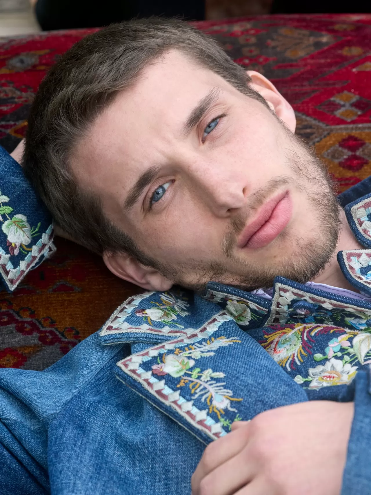 Dior Fall 2026 Koleksiyonu Satışta: Yeni Kimlikler Giyim Sanatından Doğuyor