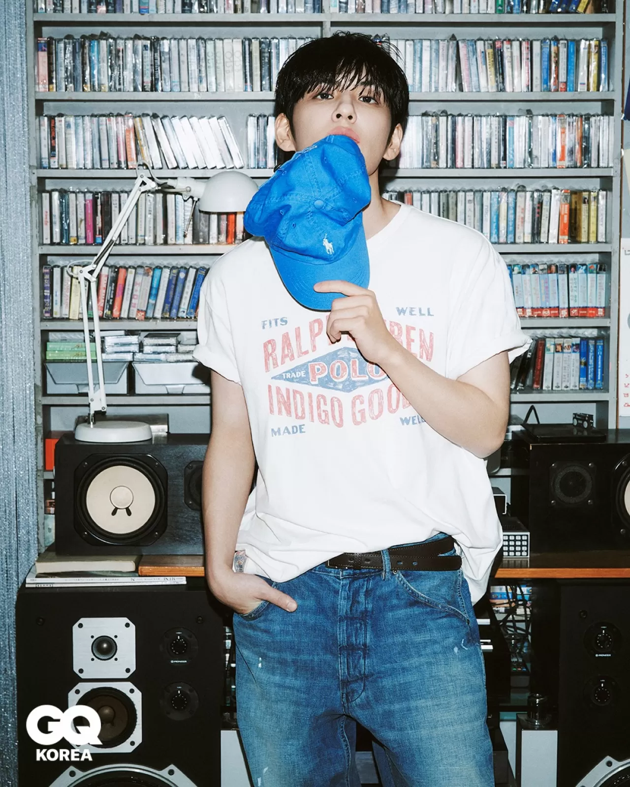 DAY6 WONPIL Polo Ralph Lauren İle Plak Mağazasında Çekim Yaptı