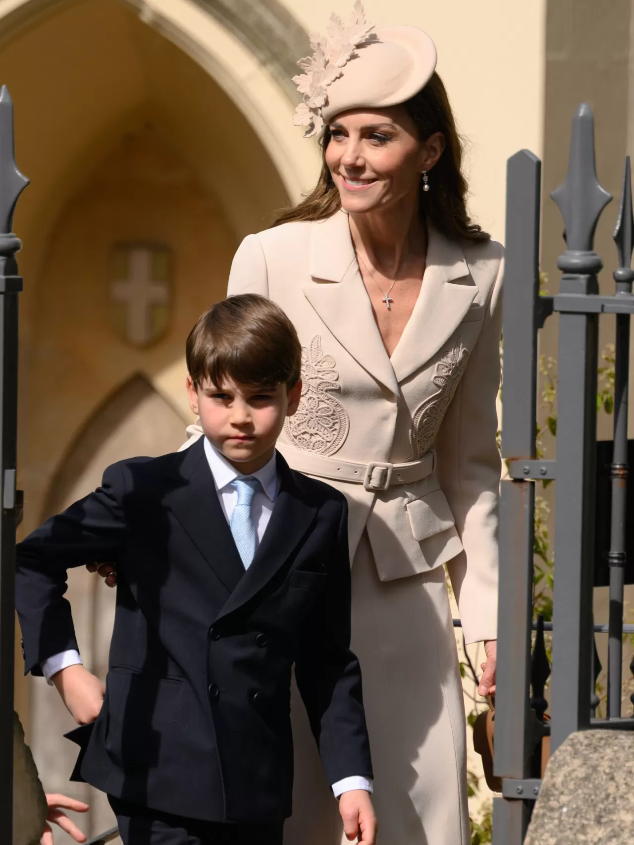 Prenses Kate Paskalya İçin Şık Şapka Taktı! Kraliyet Ailesi Windsor'da