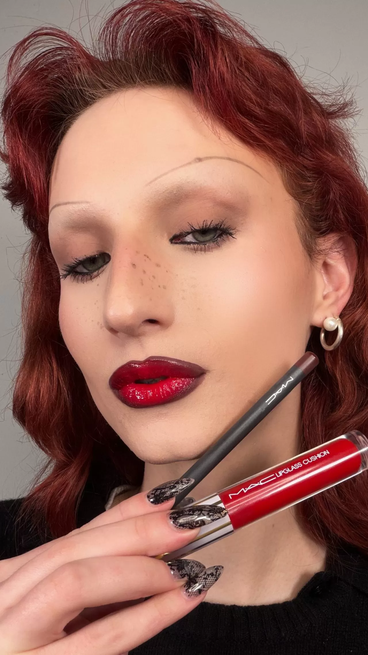 MAC'ın Yeni Yüksek Pigmentli Dudak Yağları ve Kalemleri Satışta!