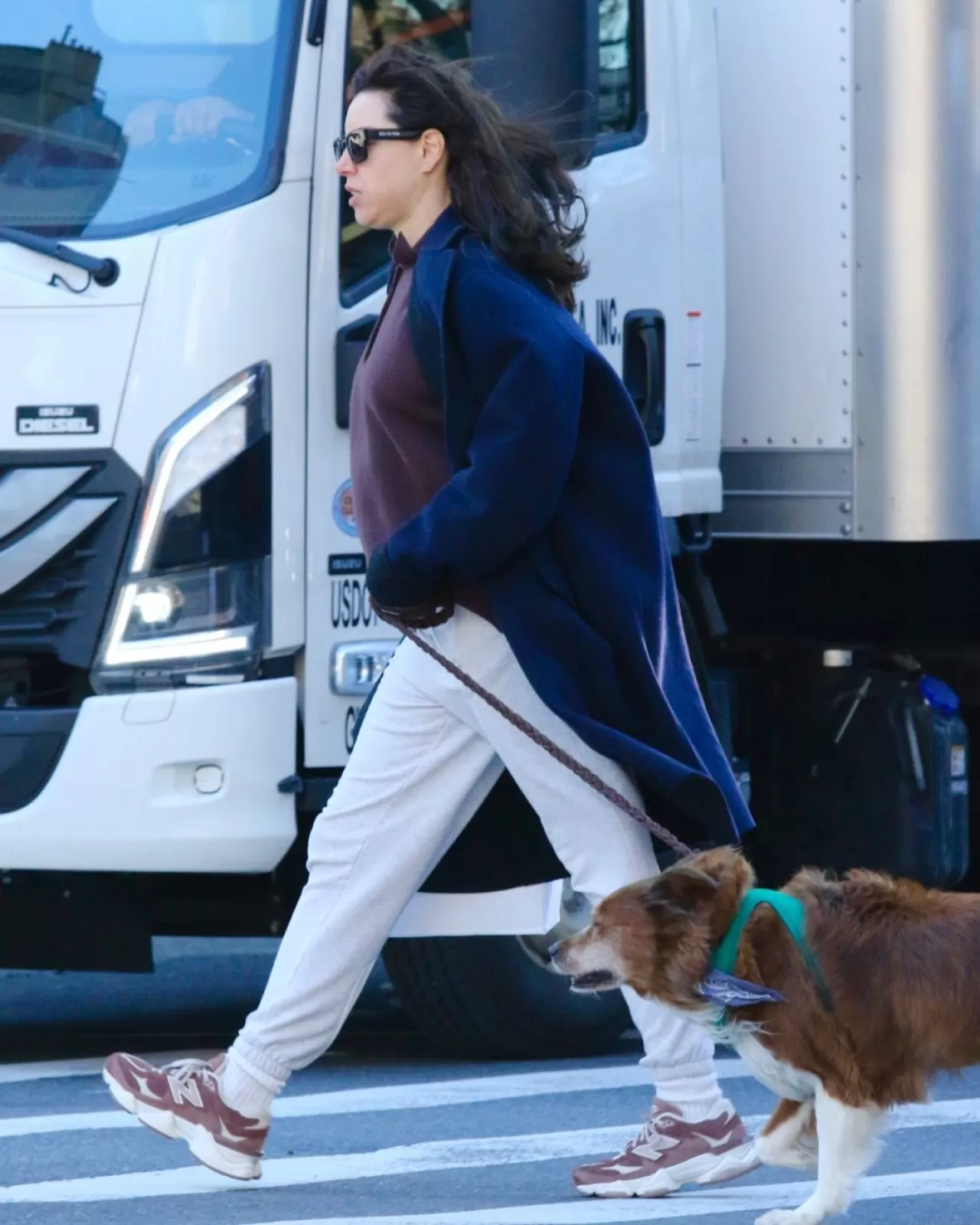 Aubrey Plaza, 41 Yaşında İlk Kez Baby Bump'ını Sergiledi