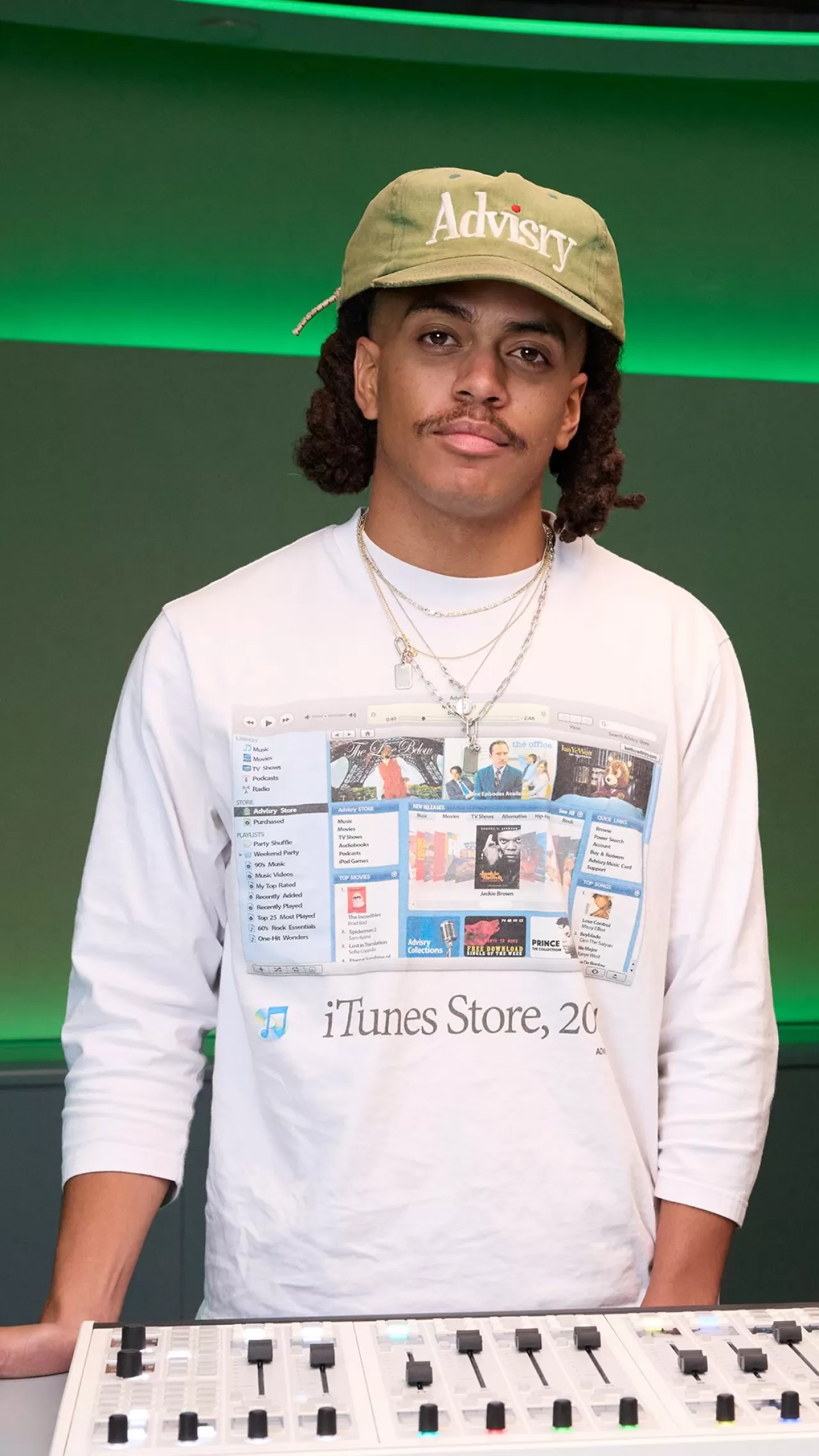 Yung Rooftop, Advisry Koleksiyonunun Müziksel İlhamını Açıkladı