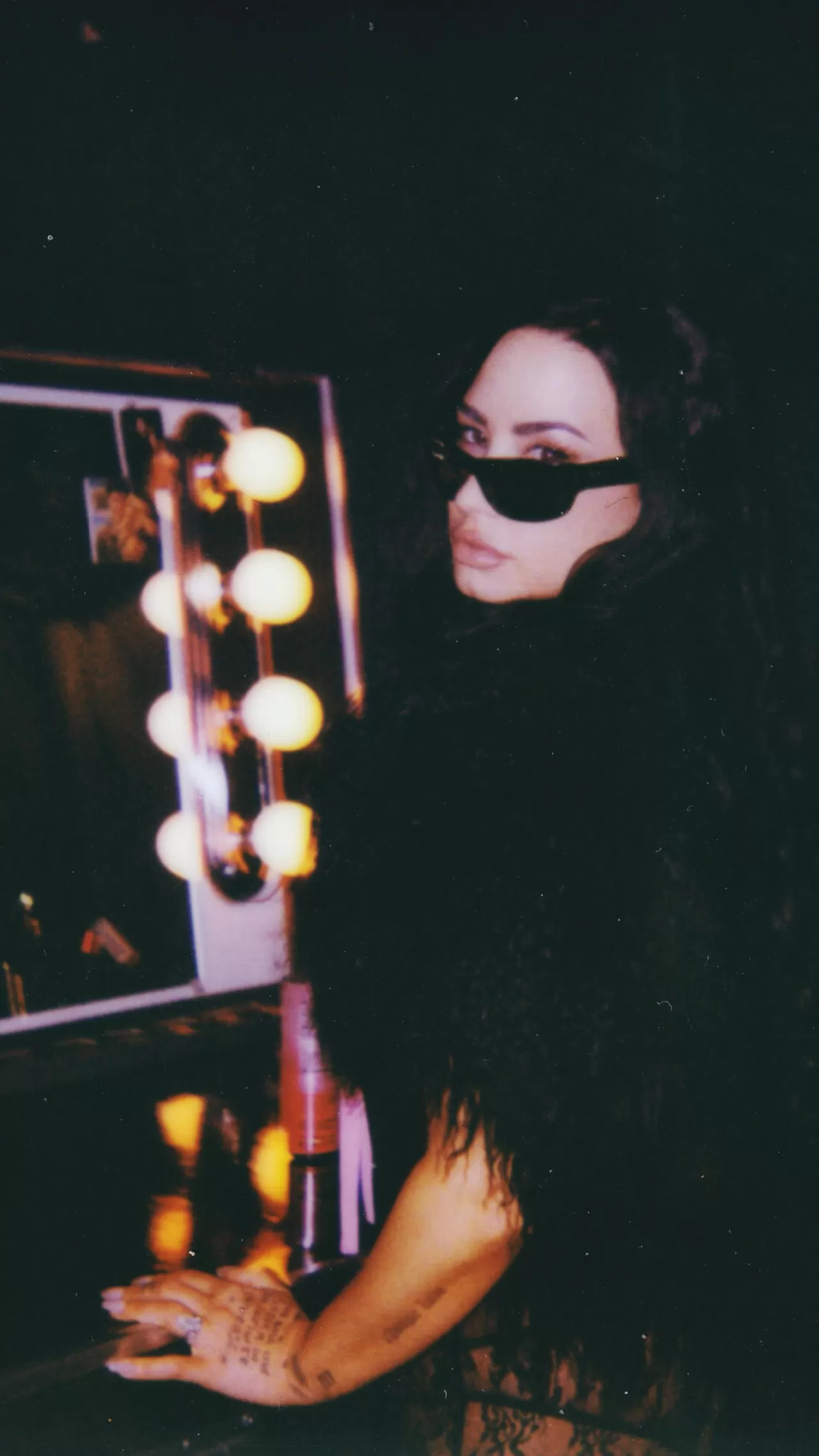 Demi Lovato, Vlog Serisiyle Hayranlarını Turneye Götürecek