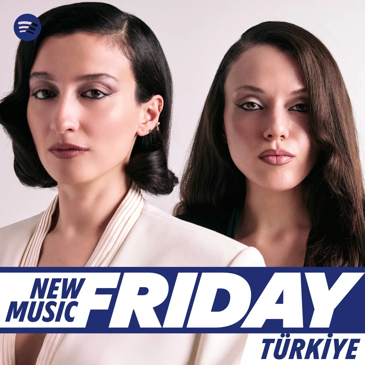 Melike Şahin ve Seda Erciyes 