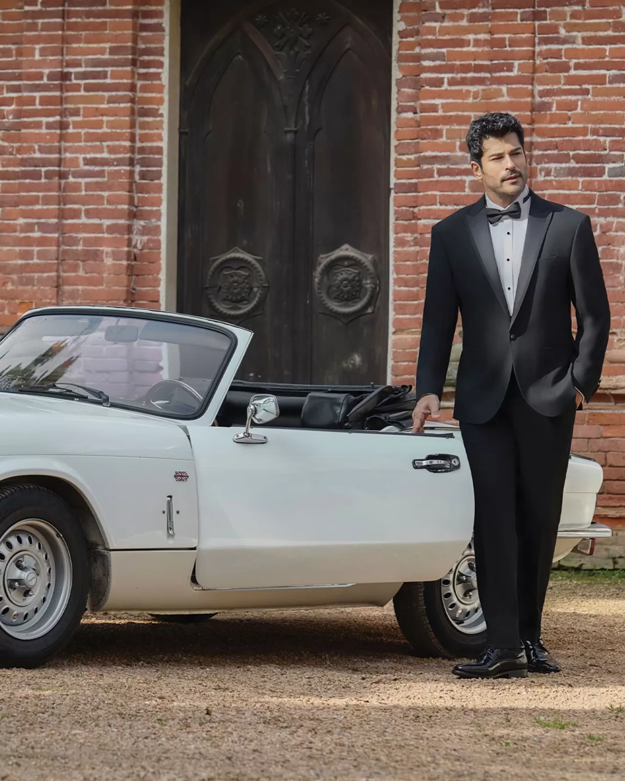 Burak Özçivit, Altınyıldız Classics Smokin Koleksiyonunu Tanıttı