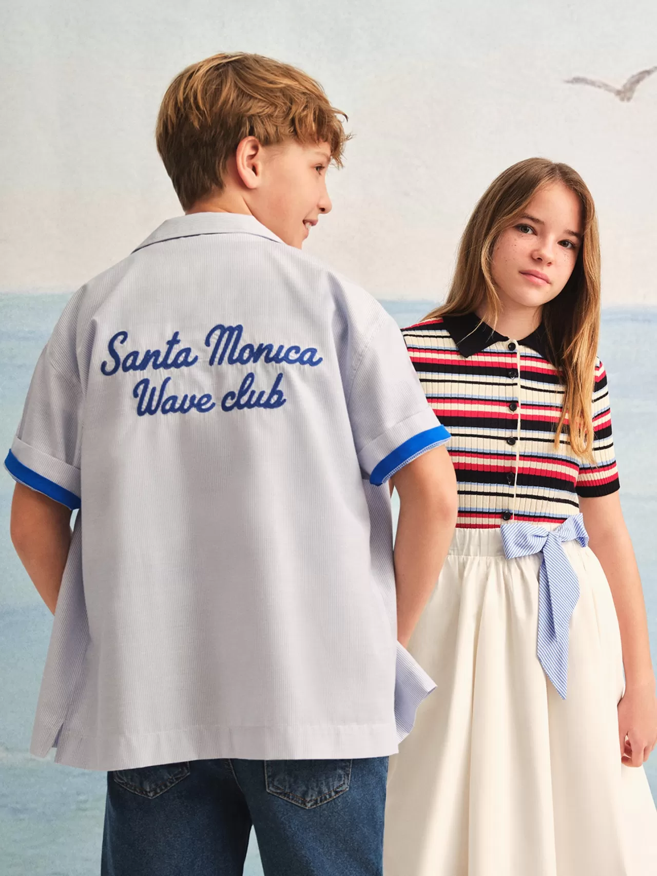 2026 Bahar/Yaz Moda Trendleri: Çizgili Trikolar ve Fiyonklu Etekler Öne Çıkıyor