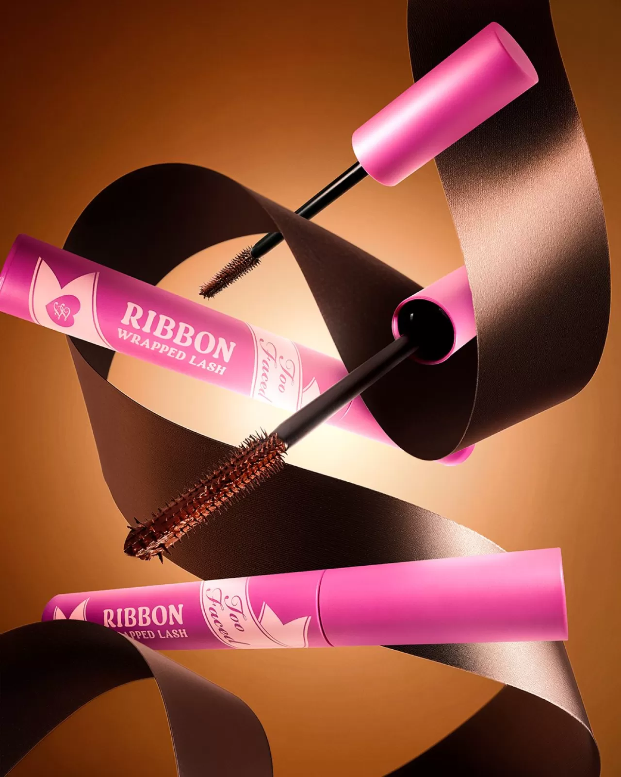 Too Faced'den Yeni Rimel: 'Chocolate' ile 24 Saatlik Bakışlar