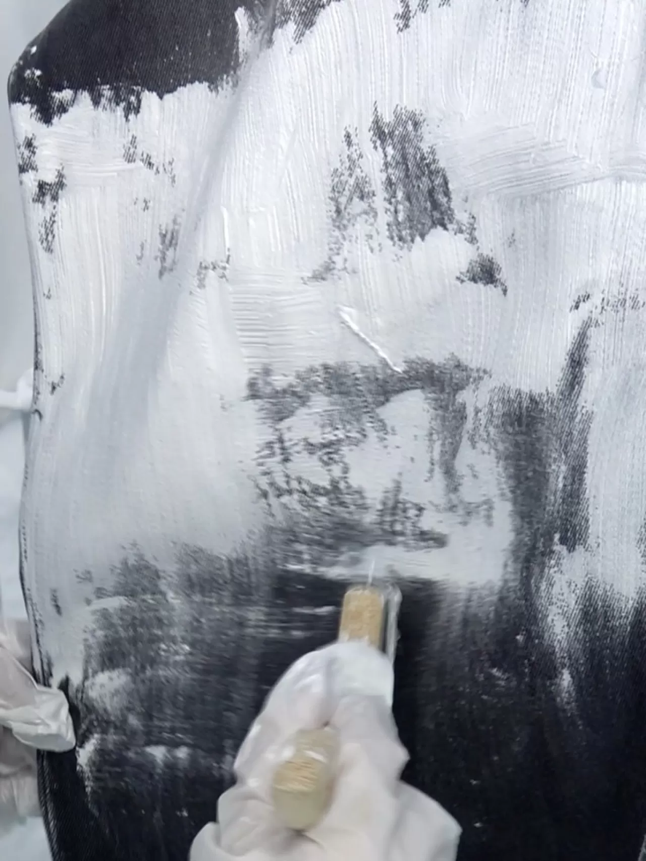 Maison Margiela'nın Efsanevi Bianchetto Tekniği Shenzhen'de Katılımcılarla Buluşuyor