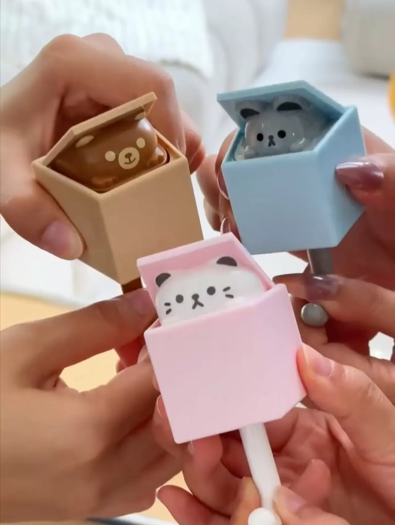 Shein'deki Bu Pratik Ürün İle Hayatınız Kolaylaşıyor: Peek A Boo Çözümü