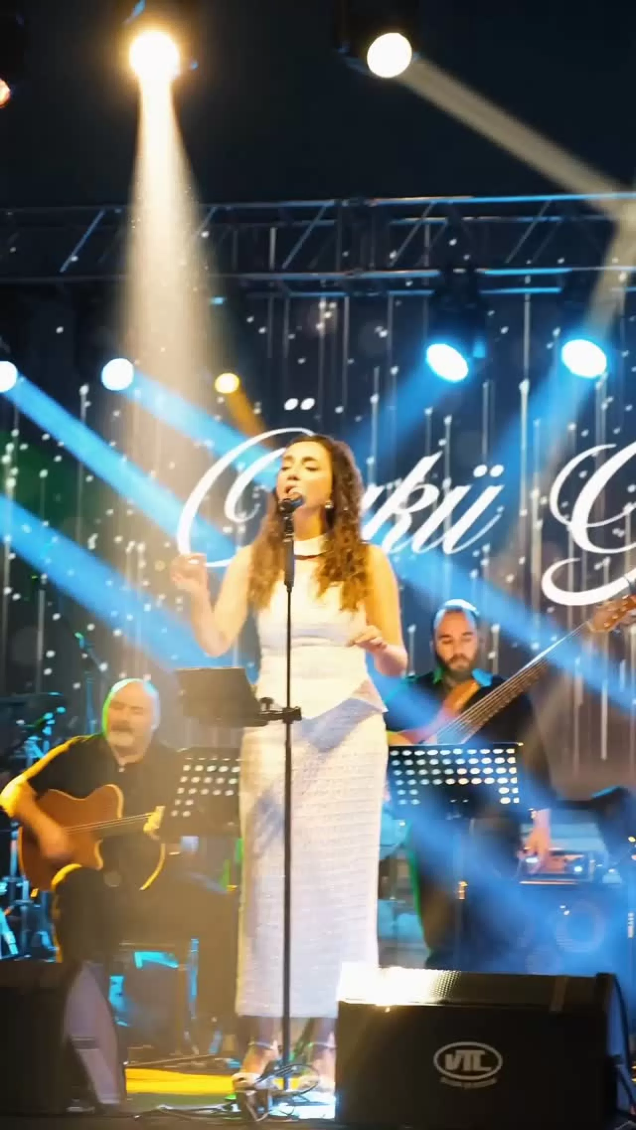 Kahramanmaraş Barosu'ndan Avukatlar Günü'ne Özel Balo: Öykü Gürman Katıldı