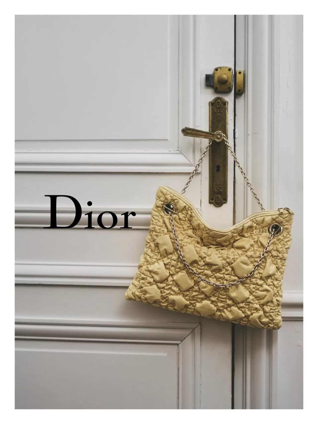 Dior Crunchy: Jonathan Anderson'ın Cannage Motifini Yeniden Yorumladığı Puf Detaylı Çanta