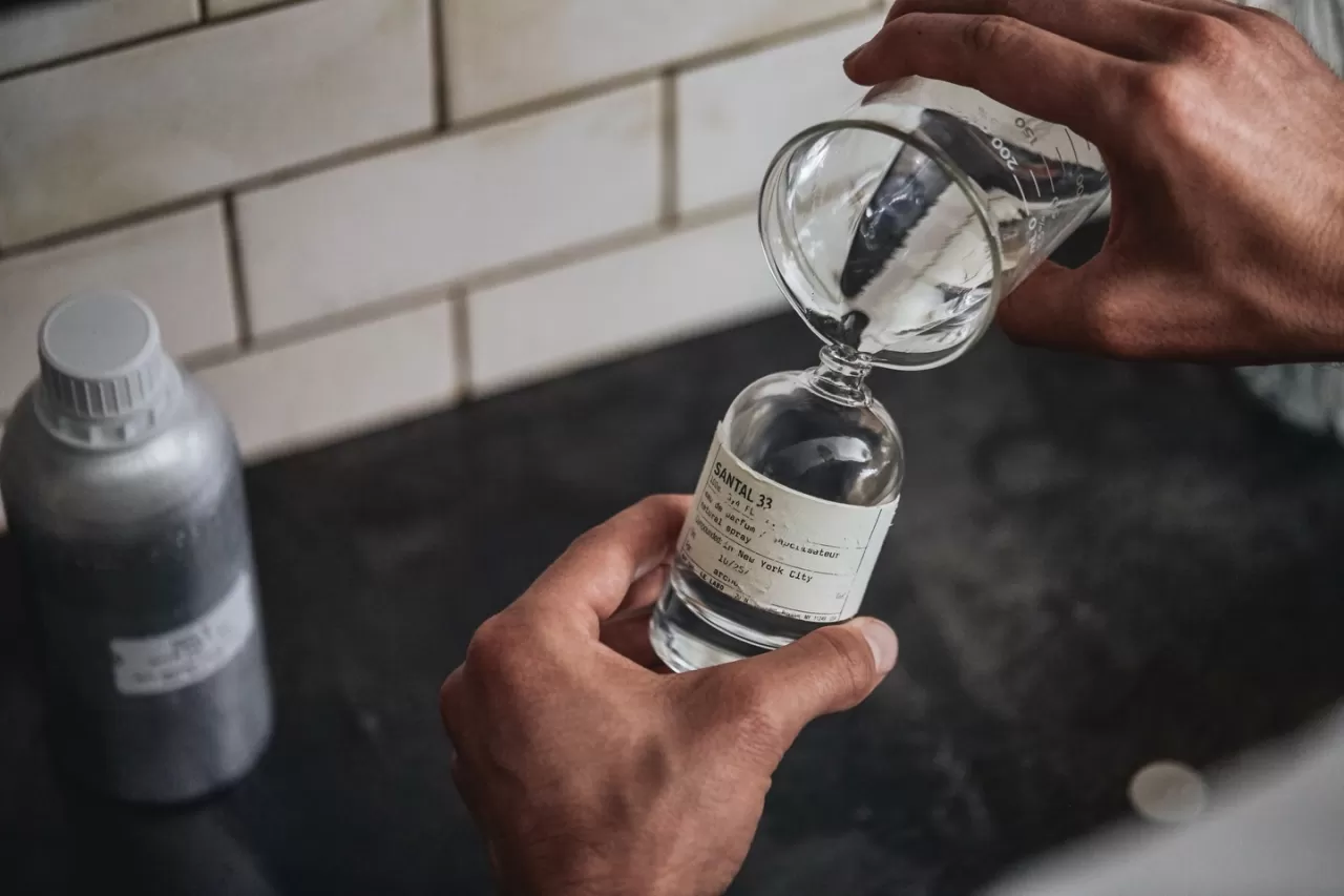 Le Labo EDP Yeniden Doldurma Programı: Kullanılmış Parfüm Şişenizi %20 İndirimle Doldurun